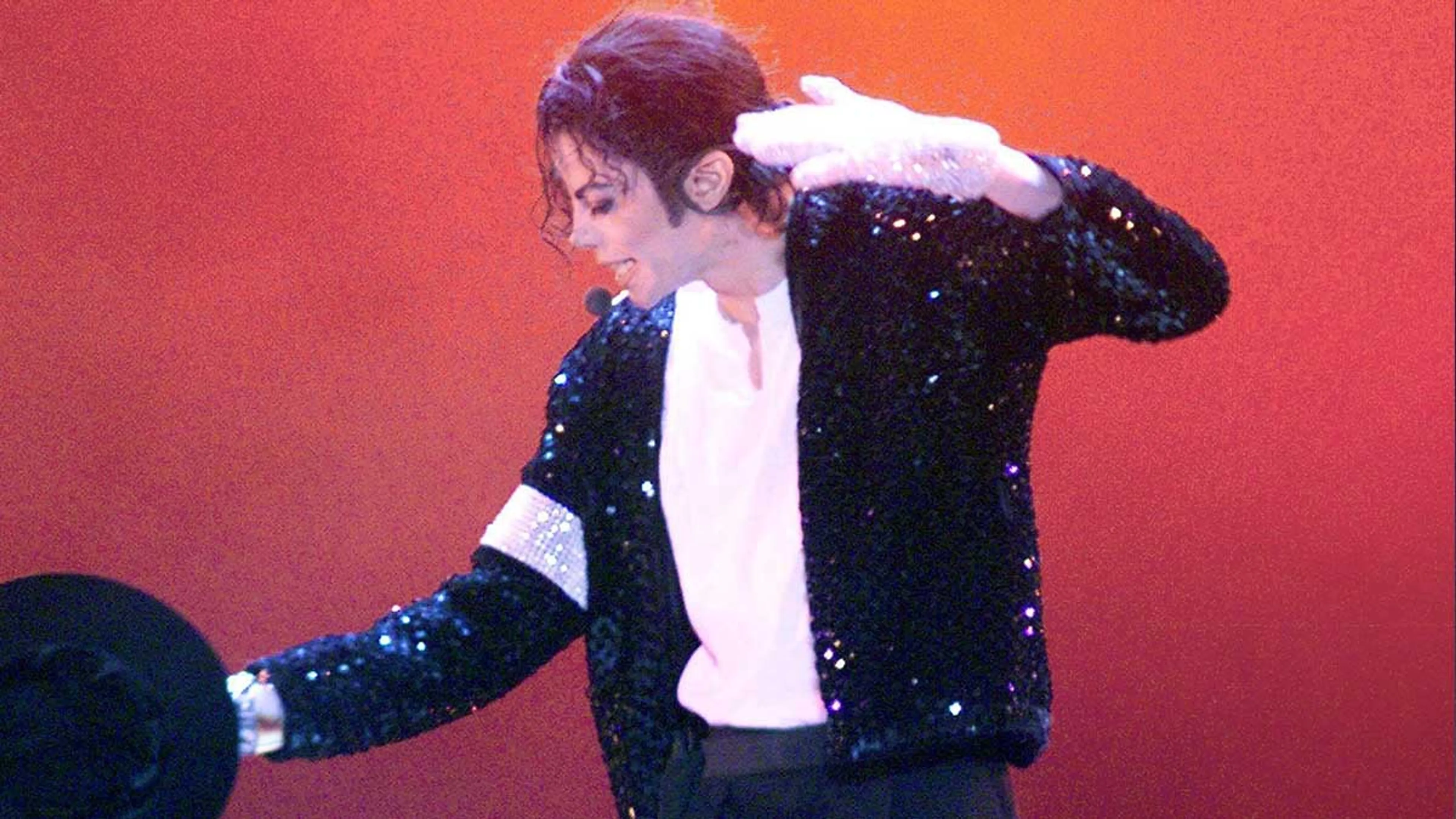Luister de speciale Michael Jackson-mix van mastermixer Ben Liebrand