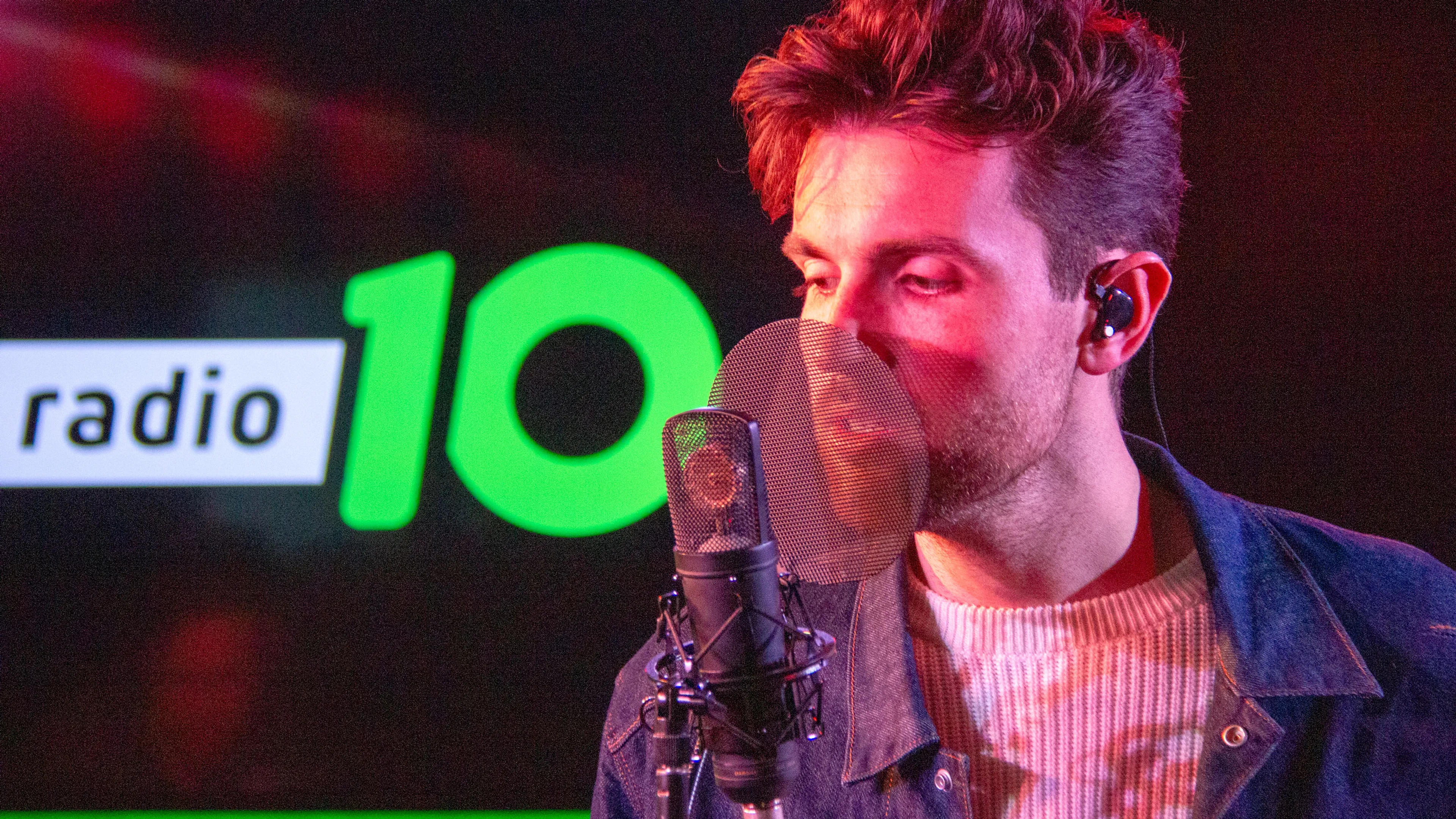 Dé winnaar van het Songfestival live bij Gerard!