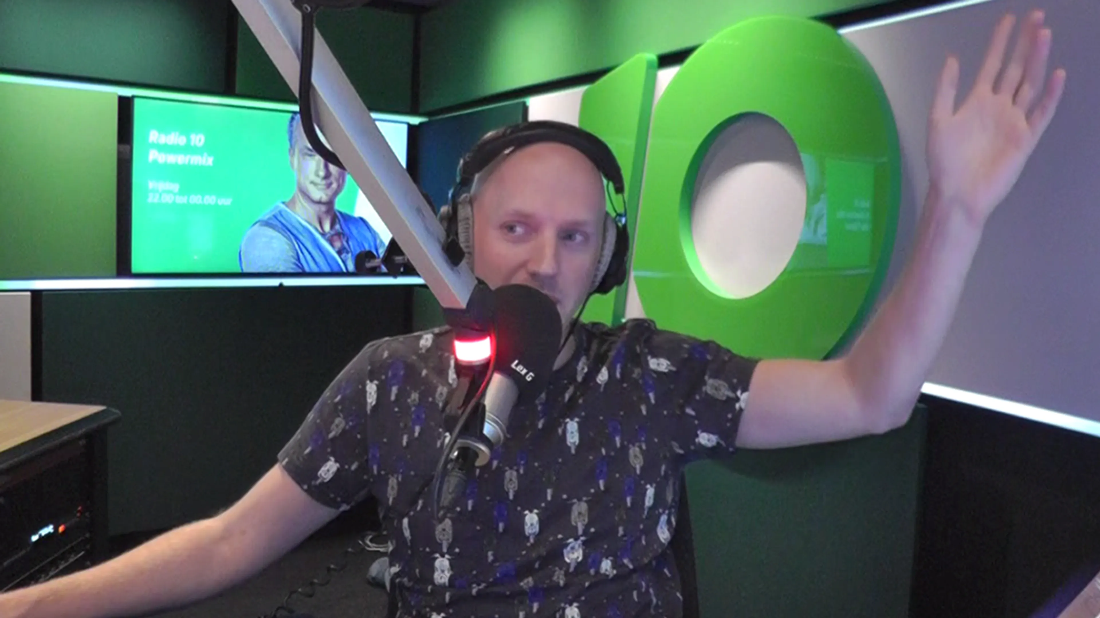 Hilarisch! Beter Peense heeft Vierdaagse-stress in Laat Met Lex
