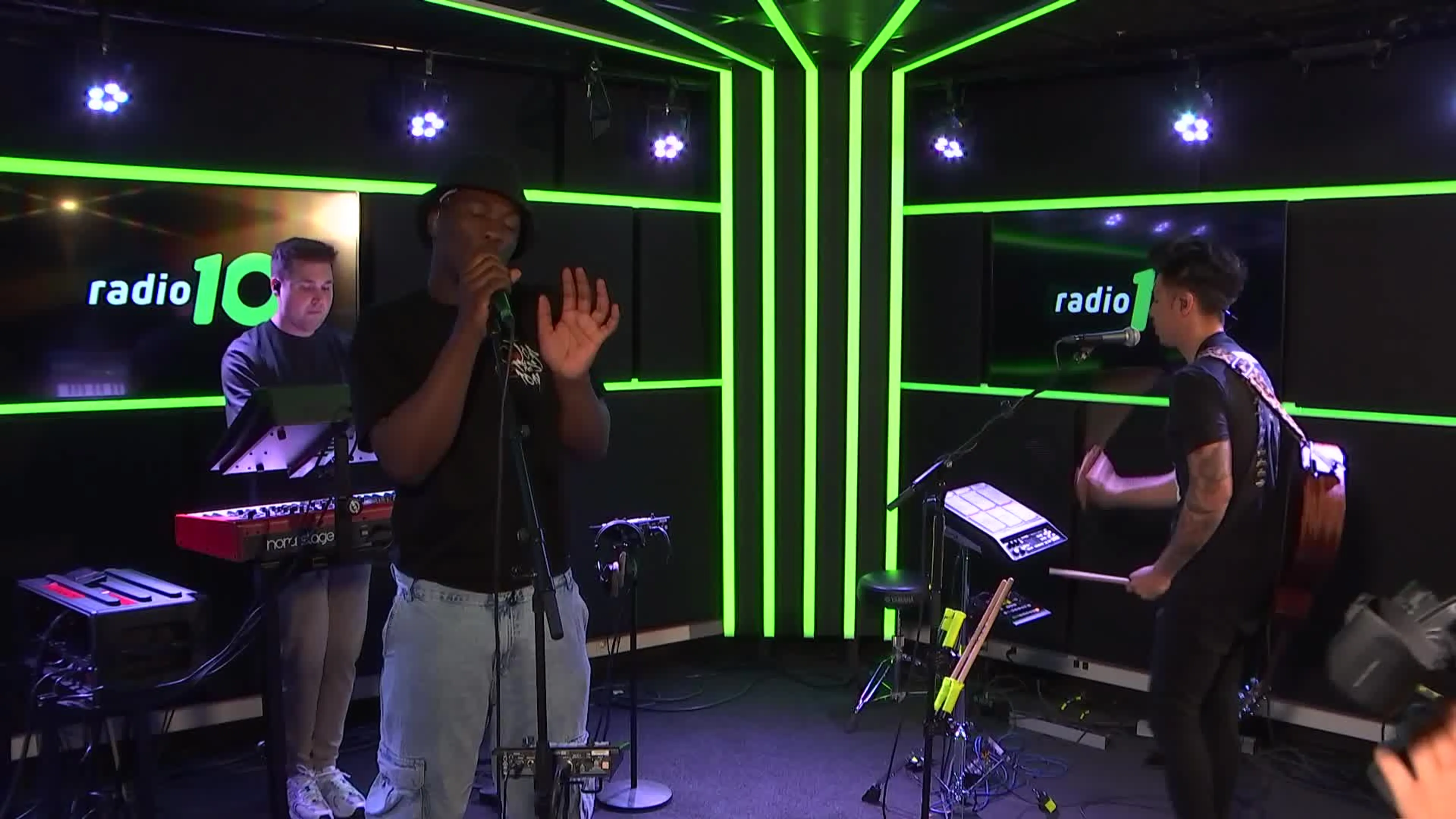Claude live met Layla