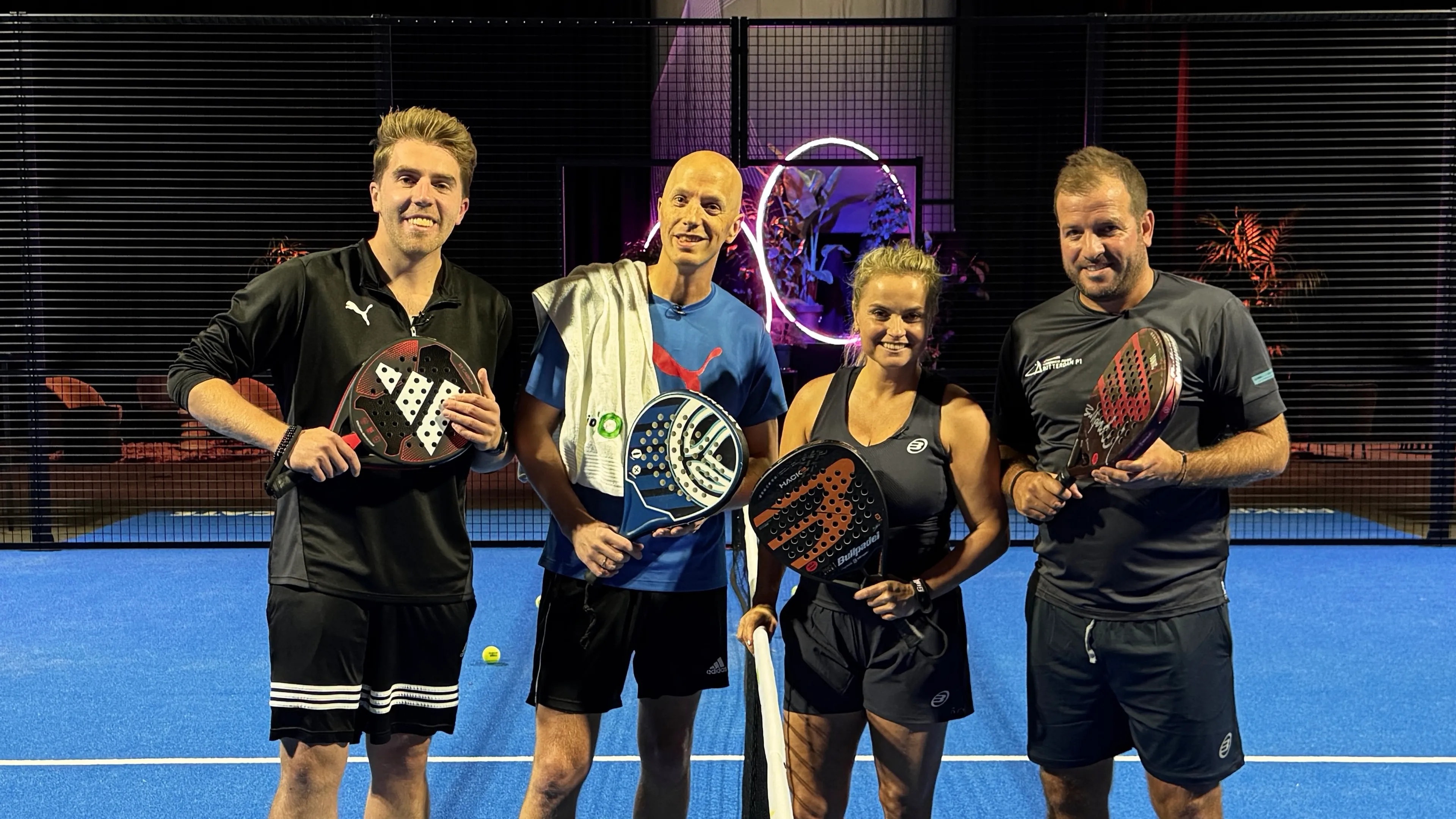 Lex gaat de strijd aan tegen Fatima en Rafael: is padel een hobby of een sport?