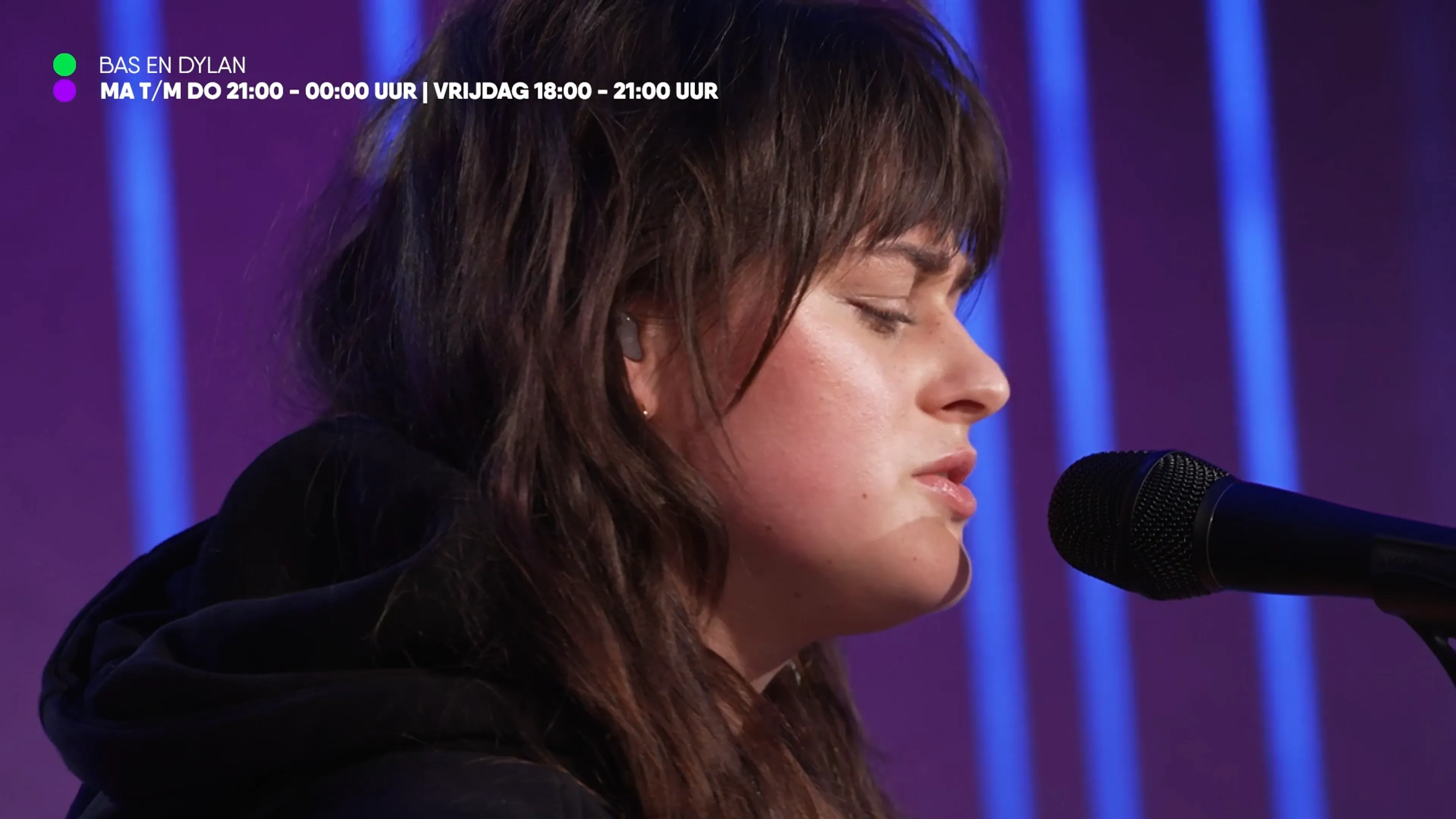 Bente zingt een prachtige cover van Zeg Me Dat Het Niet Zo Is