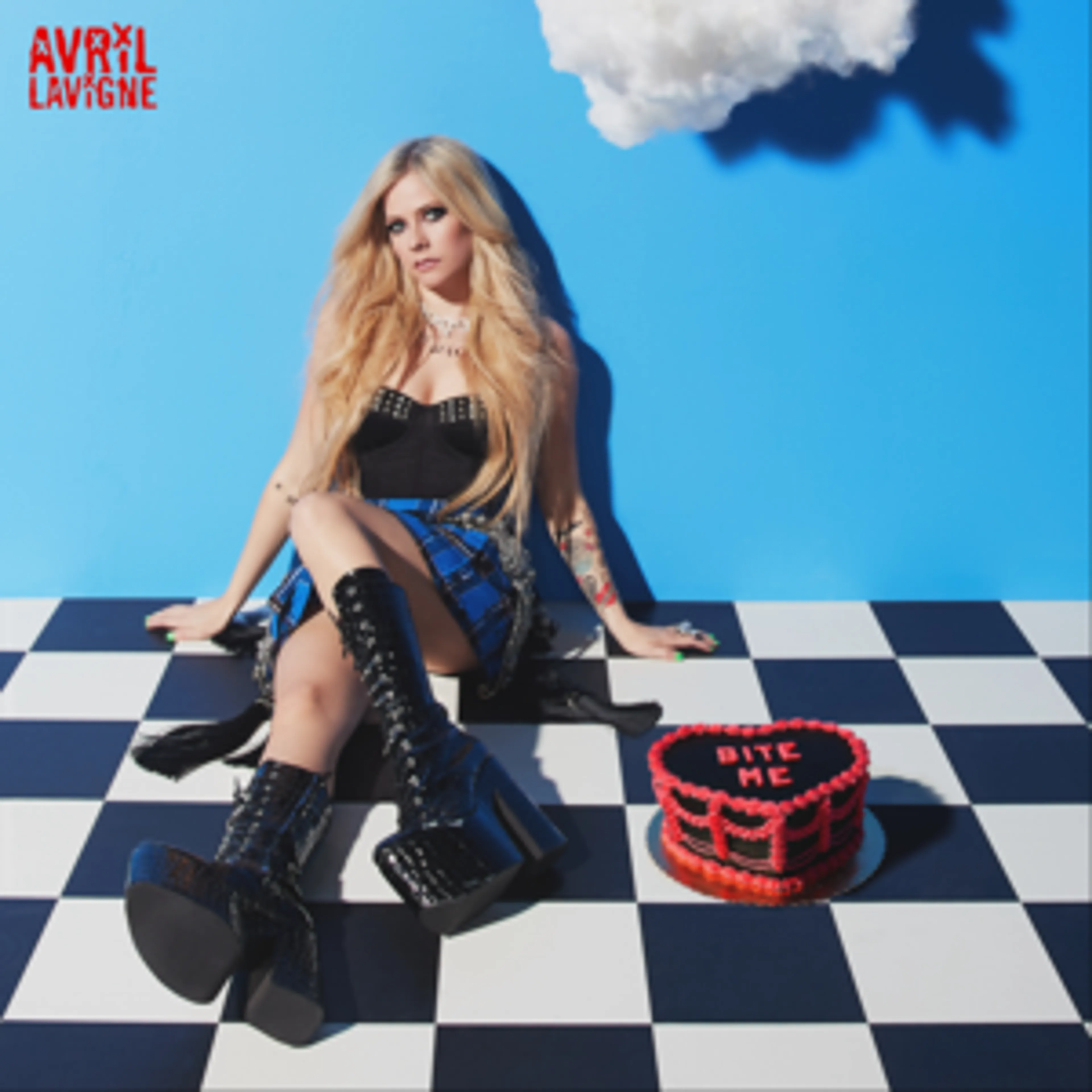 GEMAAKT: Avril Lavigne - Bite Me