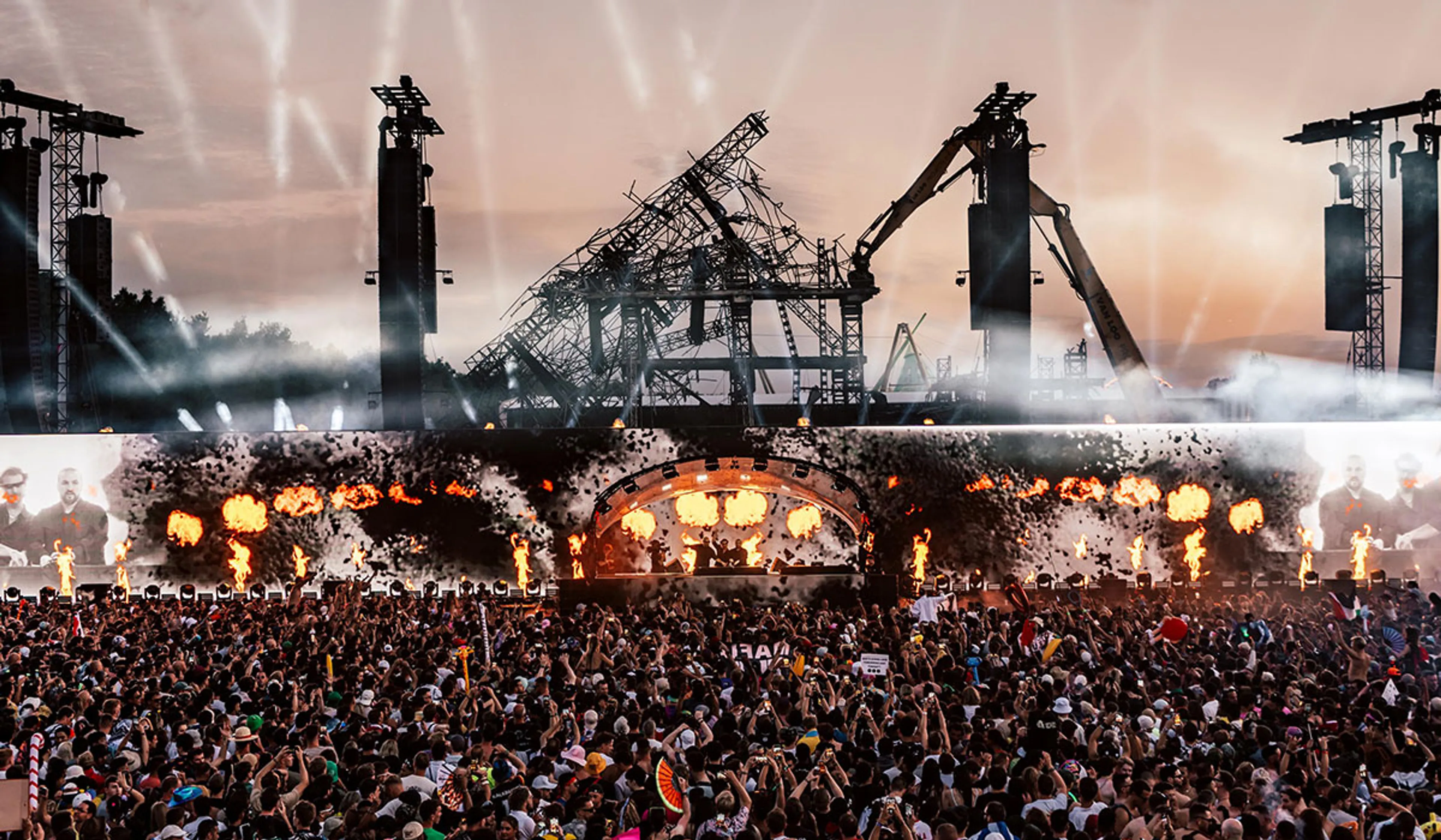 De magie van Tomorrowland komt naar ADE!  🪩✨