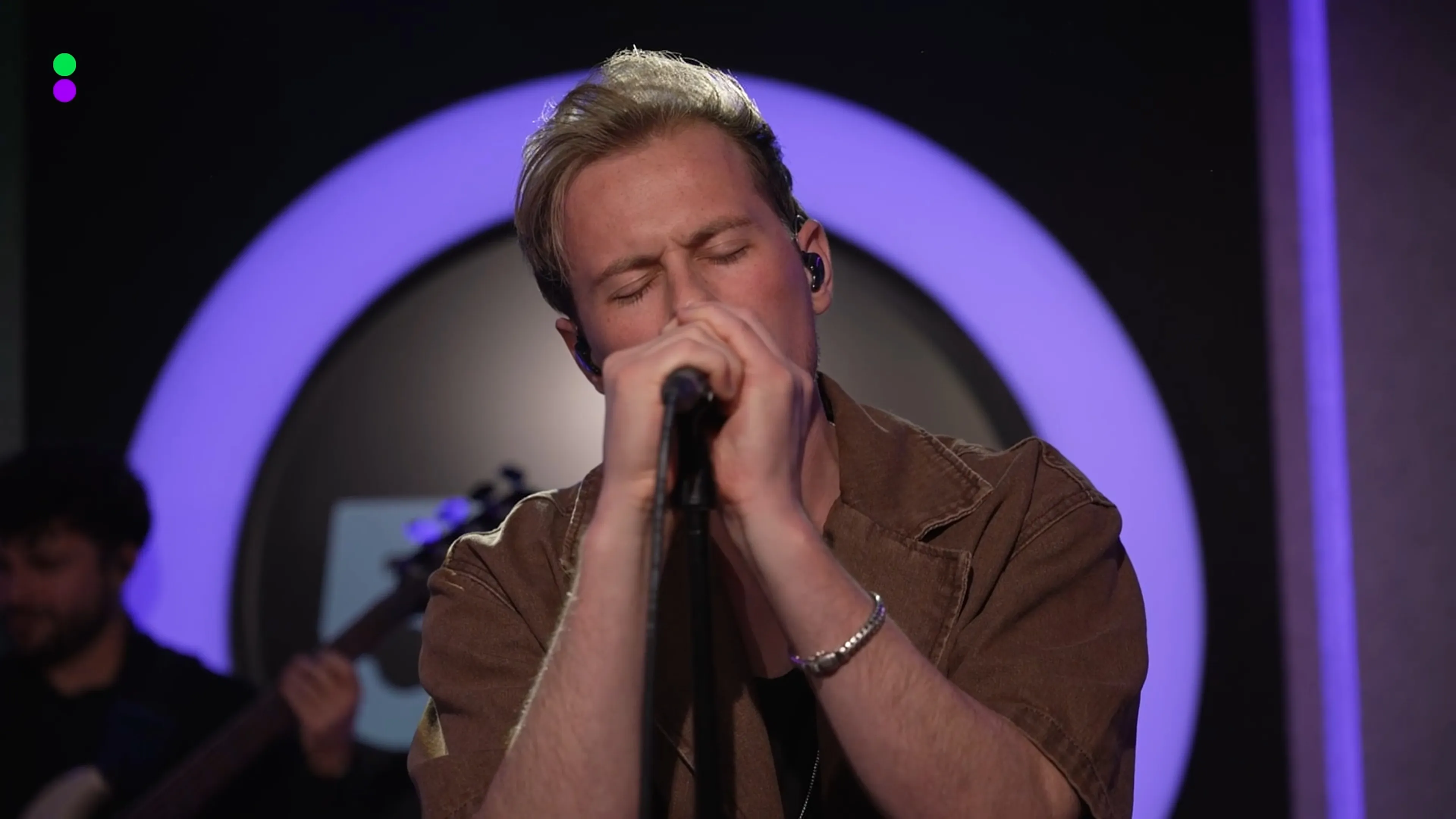 Jack Jarryd speelt nieuwe single Jaded bij Evers & co.