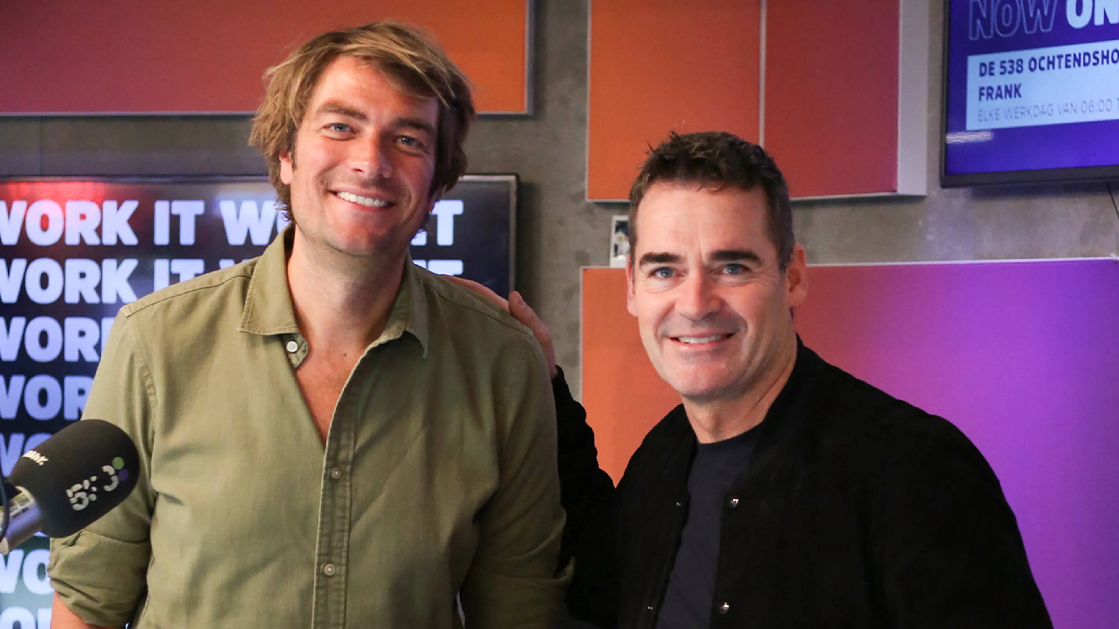 Jeroen van der Boom live met emotioneel nummer