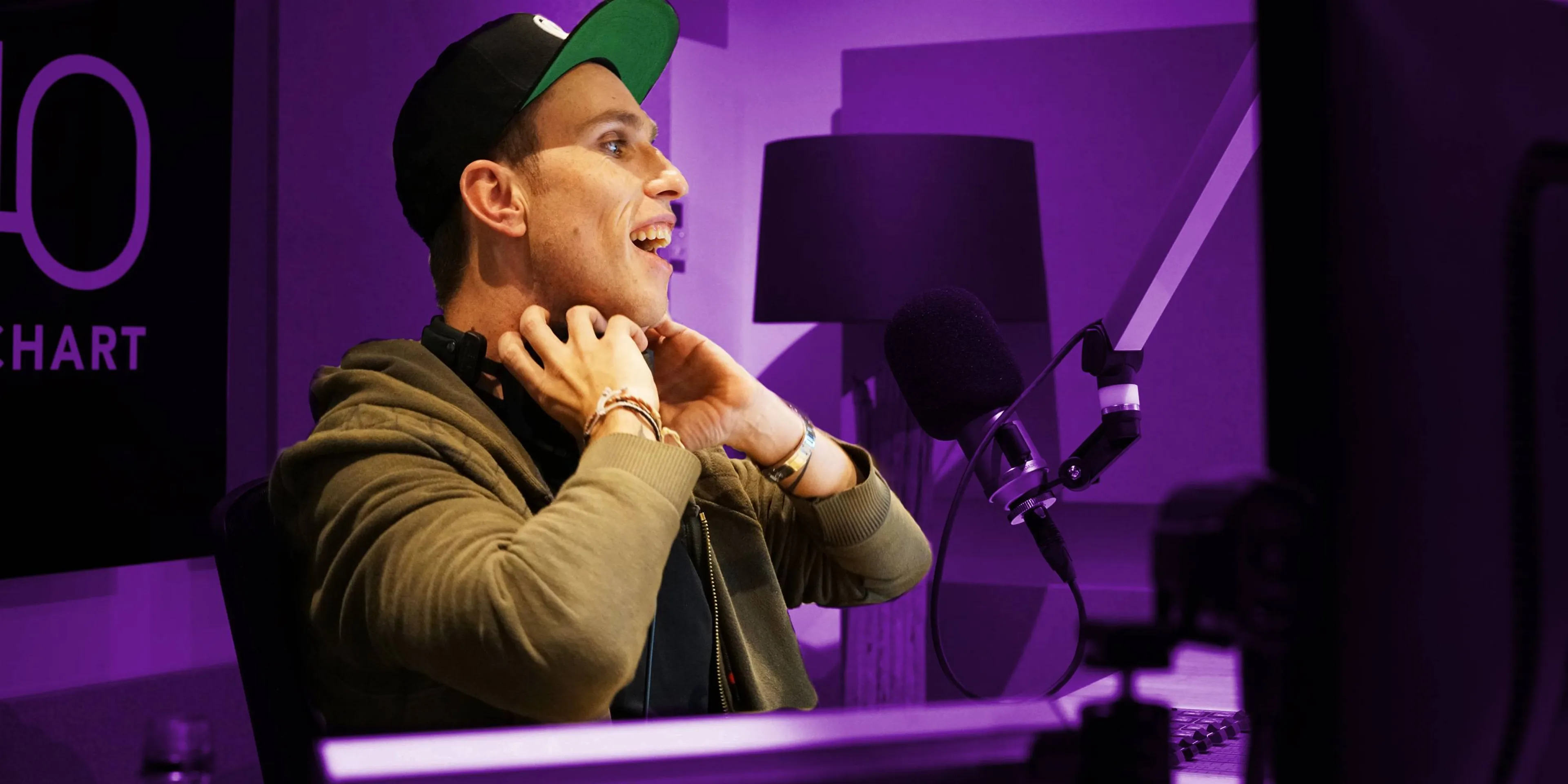 GEMAAKT: Nicky Romero & Stadium X feat. Sam Martin - Love You Forever