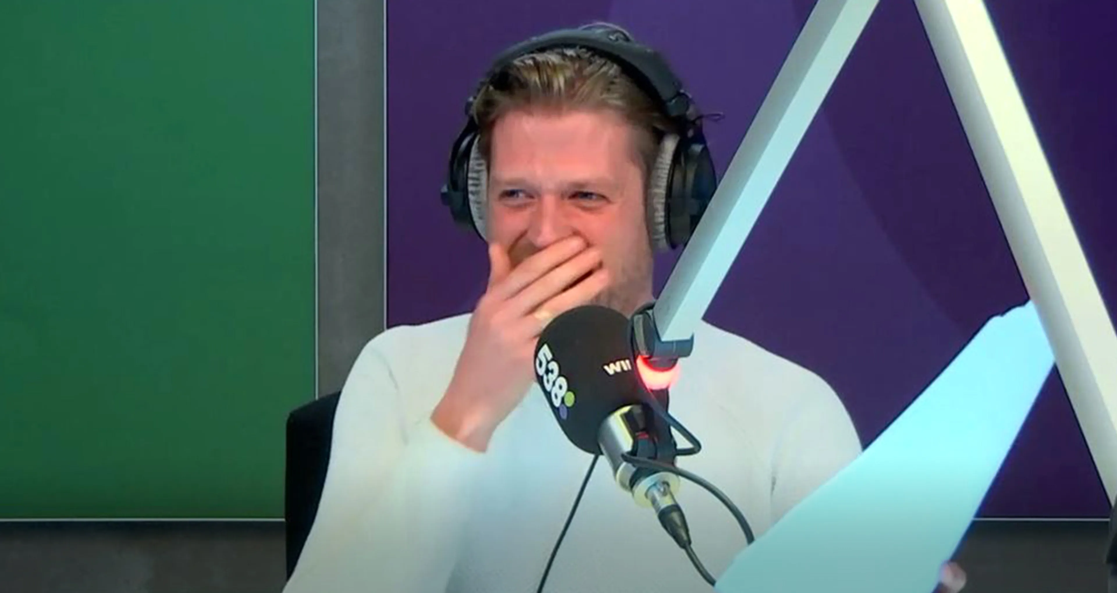 Wietze ontdekt héél andere kant van Nienke Plas!