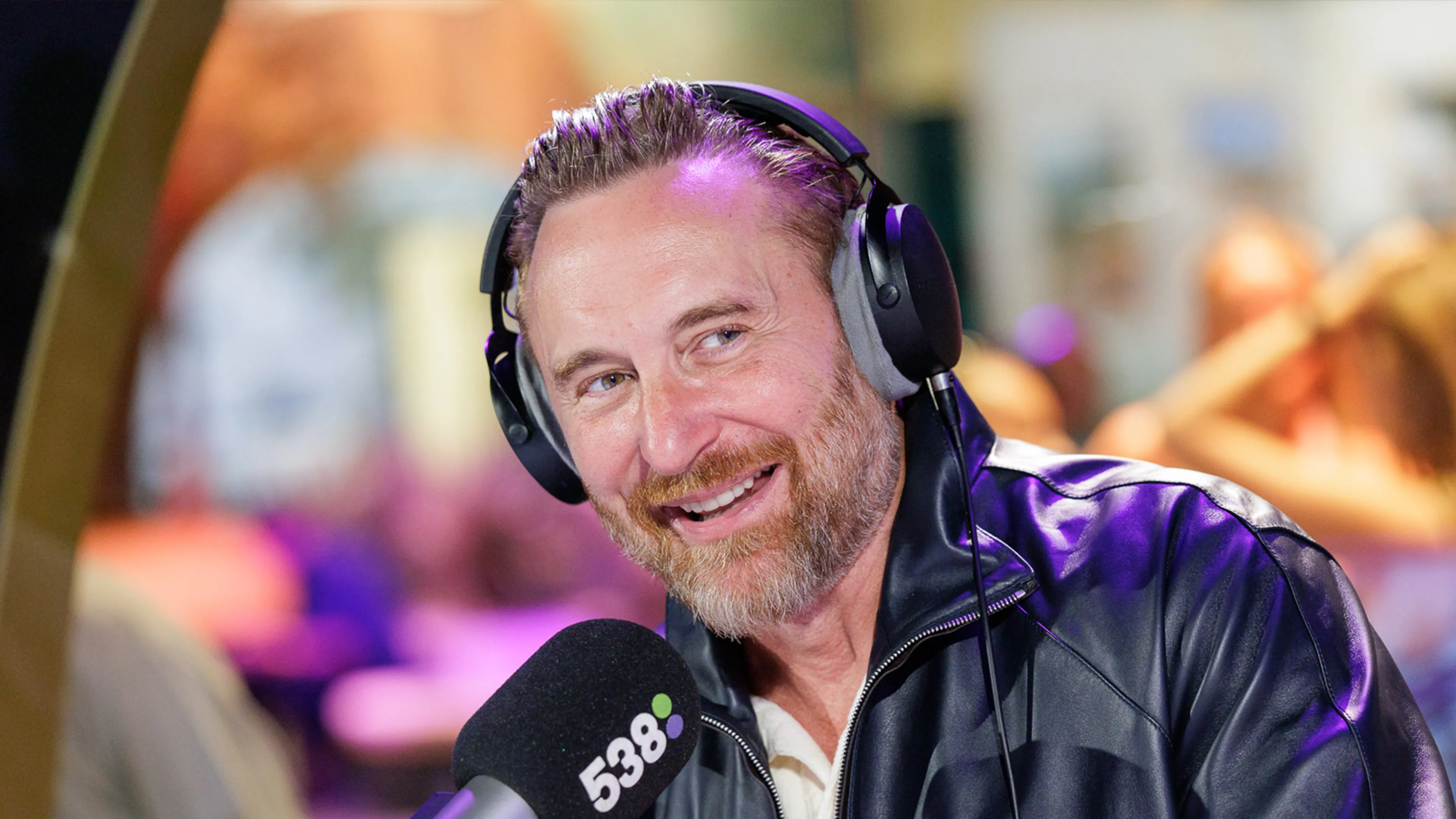 Bijzonder bezoek van David Guetta in De 538-studio op Tomorrowland