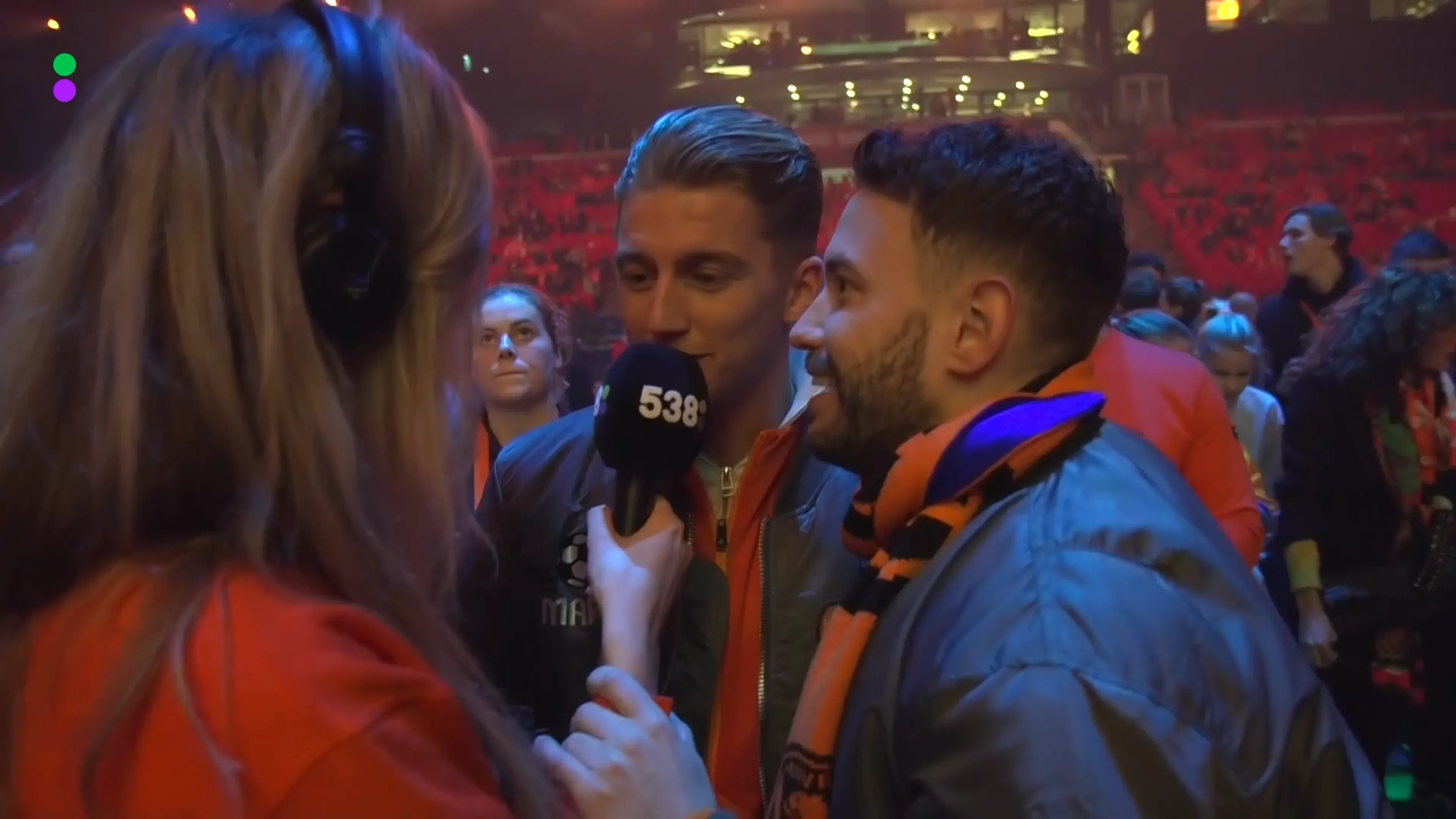 Mart doet een bizarre weddenschap!