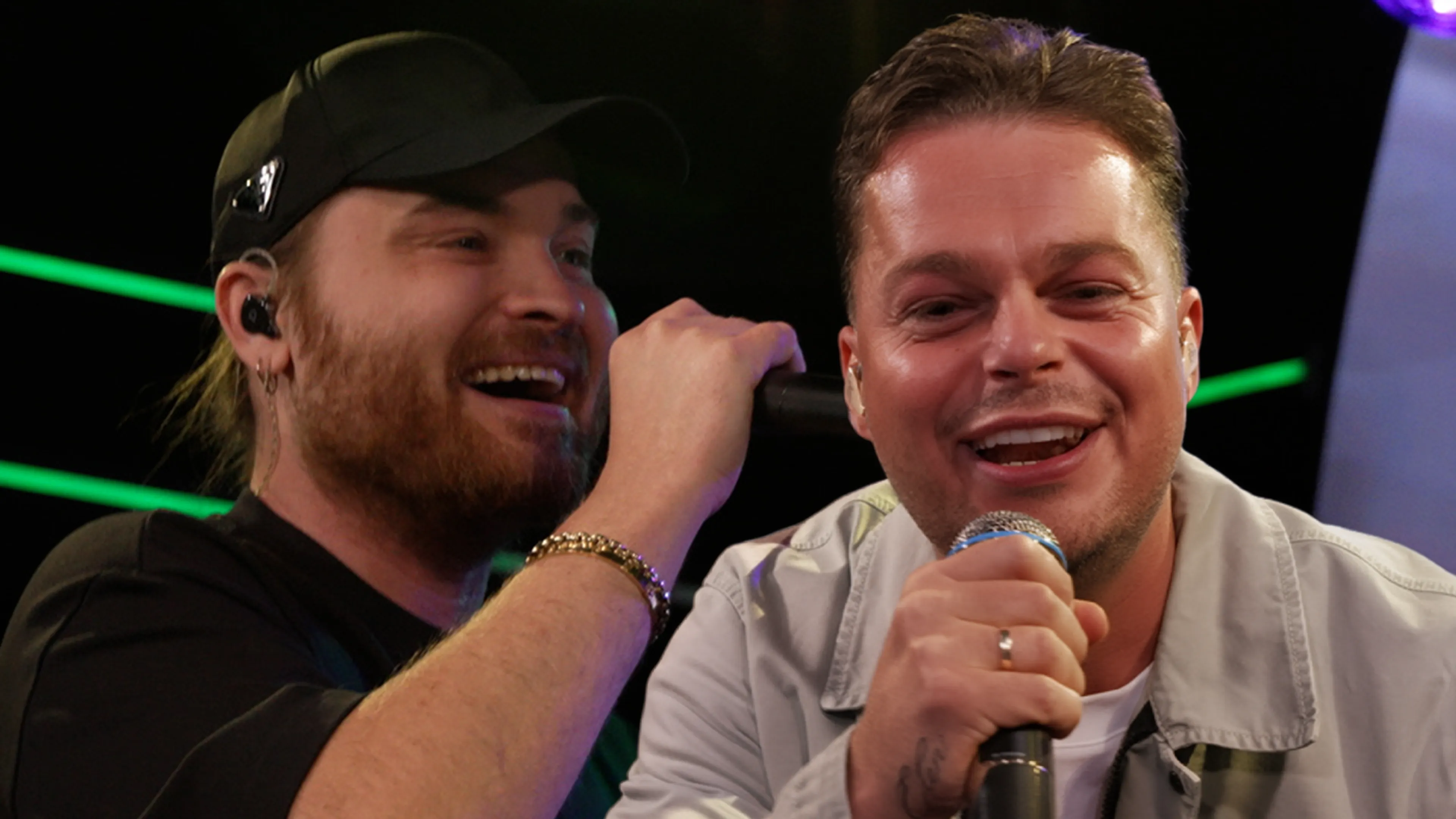 Robert van Hemert & Donnie doen Moët Dat Nou live