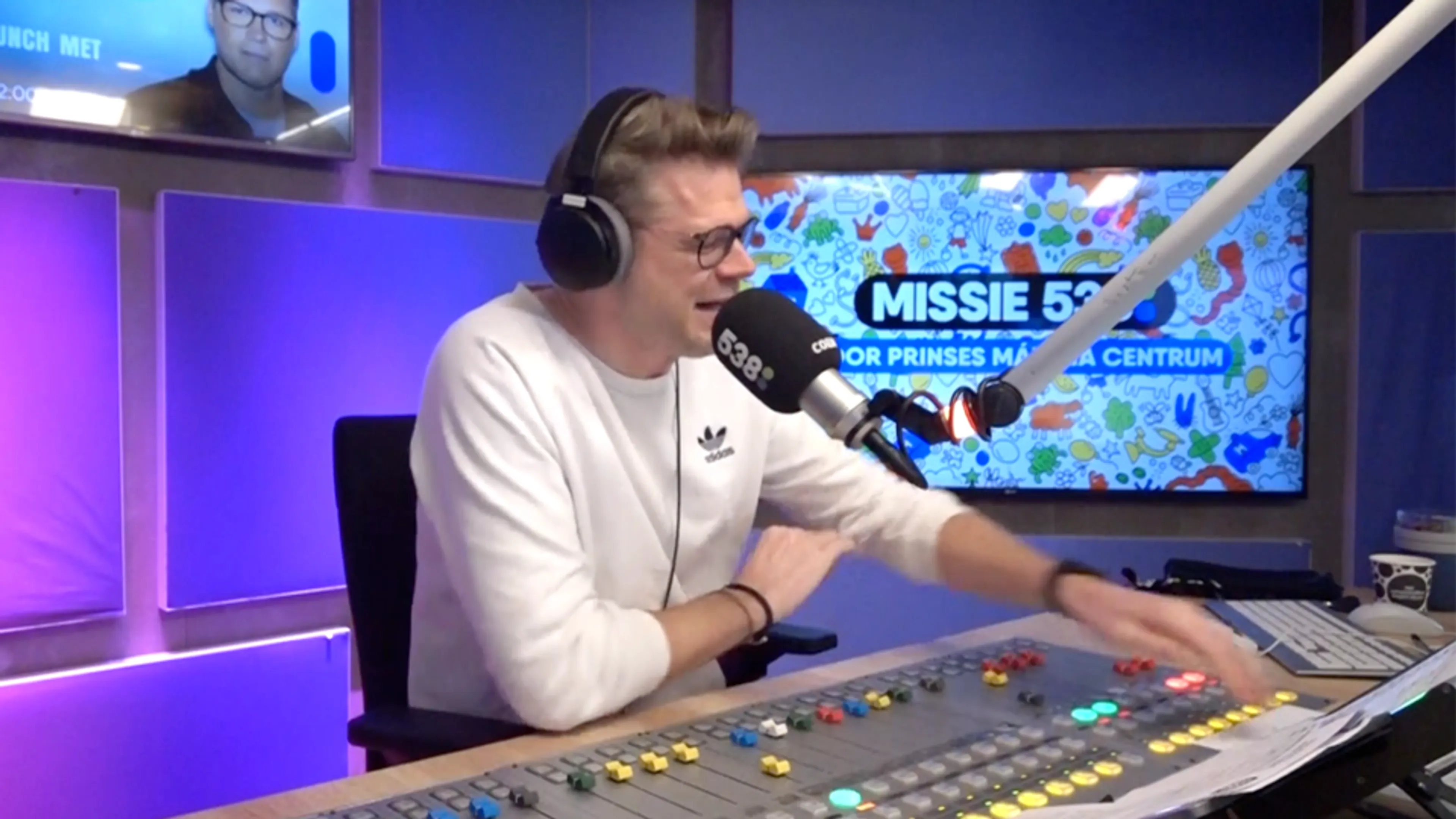 Wie biedt er een meier voor een duet met Anita Meyer?