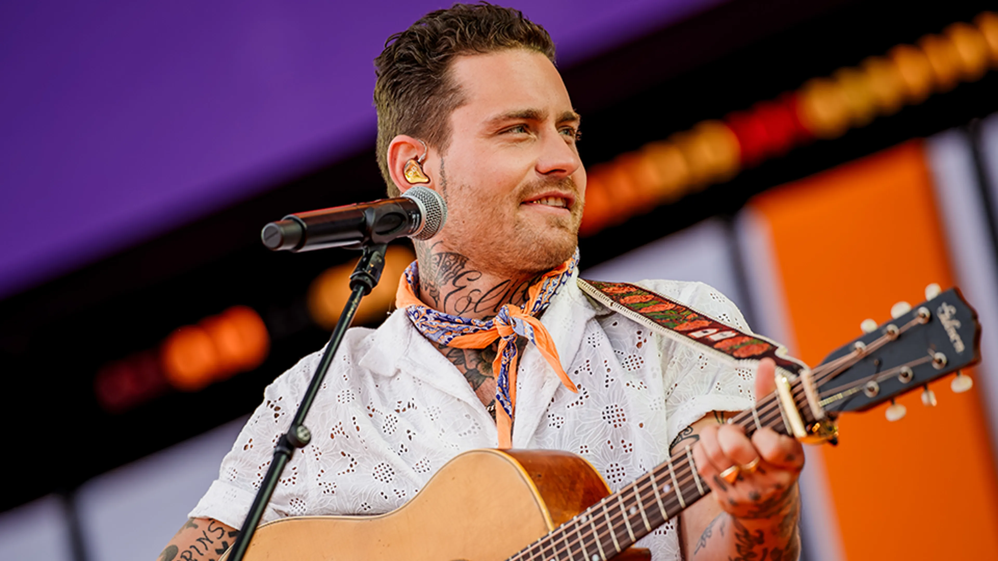 Douwe Bob op 538 Koningsdag 2024