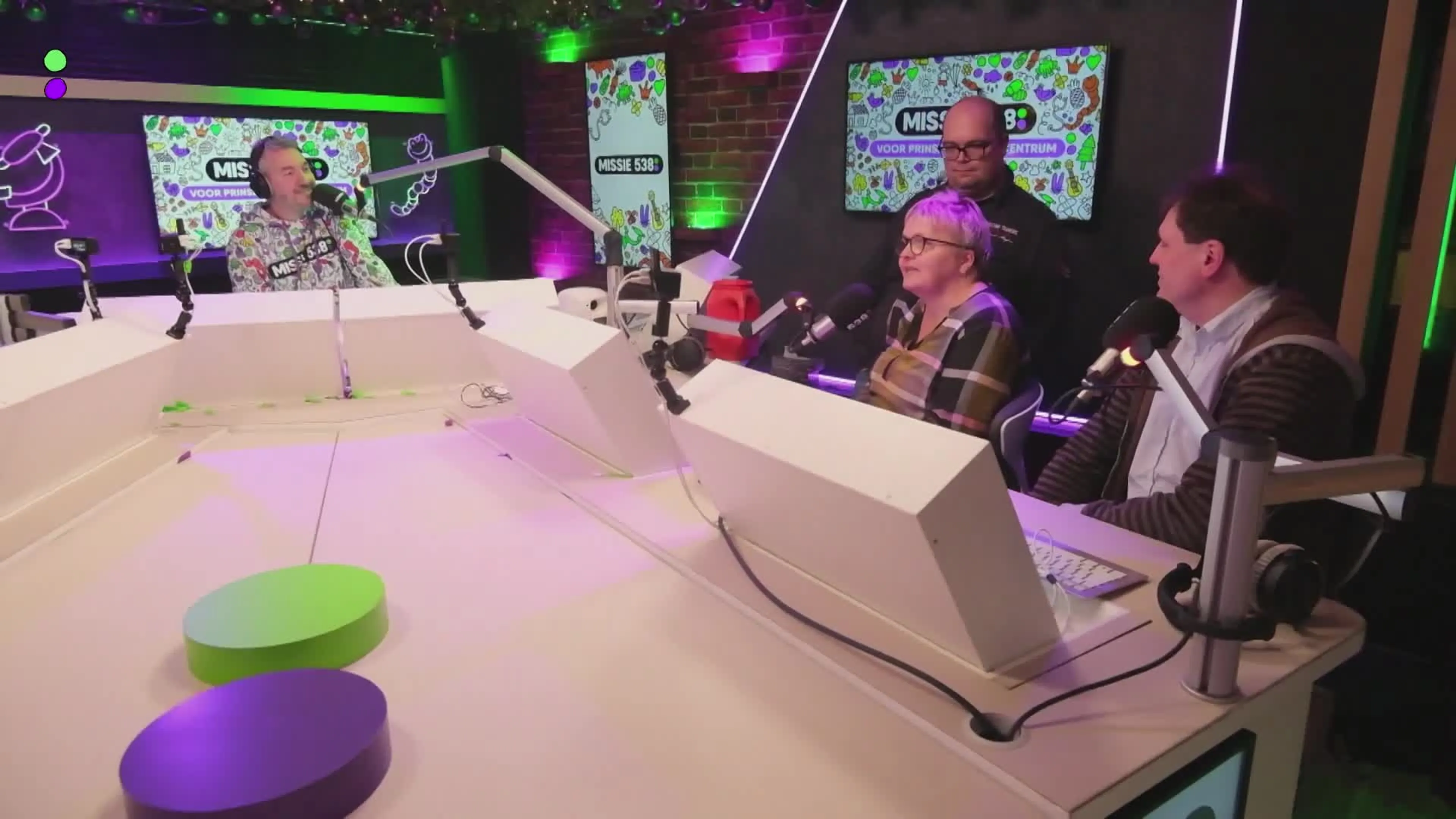 De Jostiband doet een prachtige donatie!