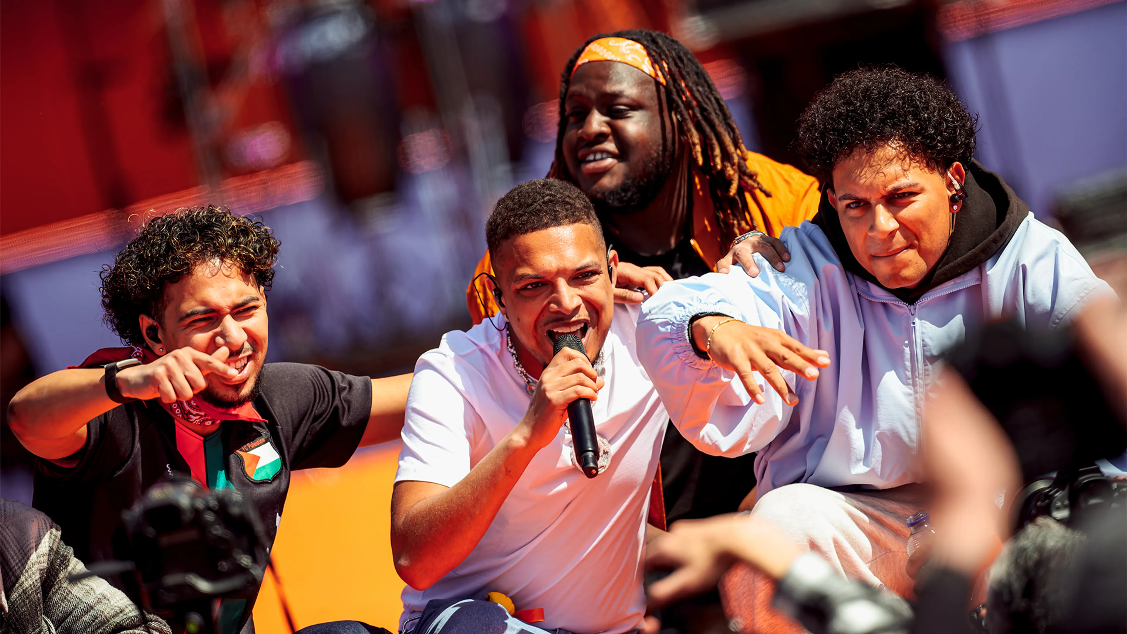 Ronnie Flex & The Fam brengen het feest naar 538 Koningsdag