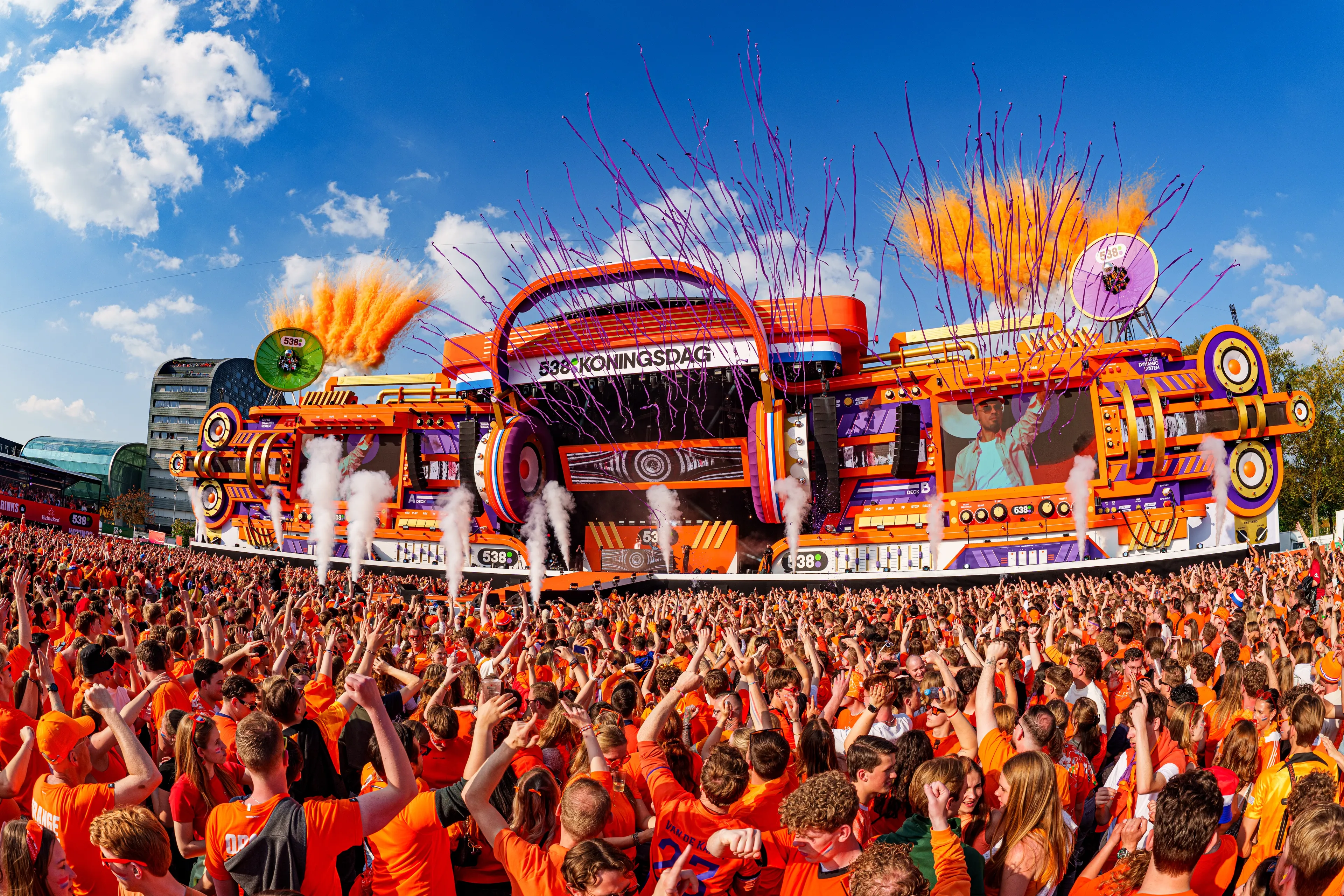 538 Koningsdag: op maandag 27 april kleurt het Chasséveld opnieuw oranje!