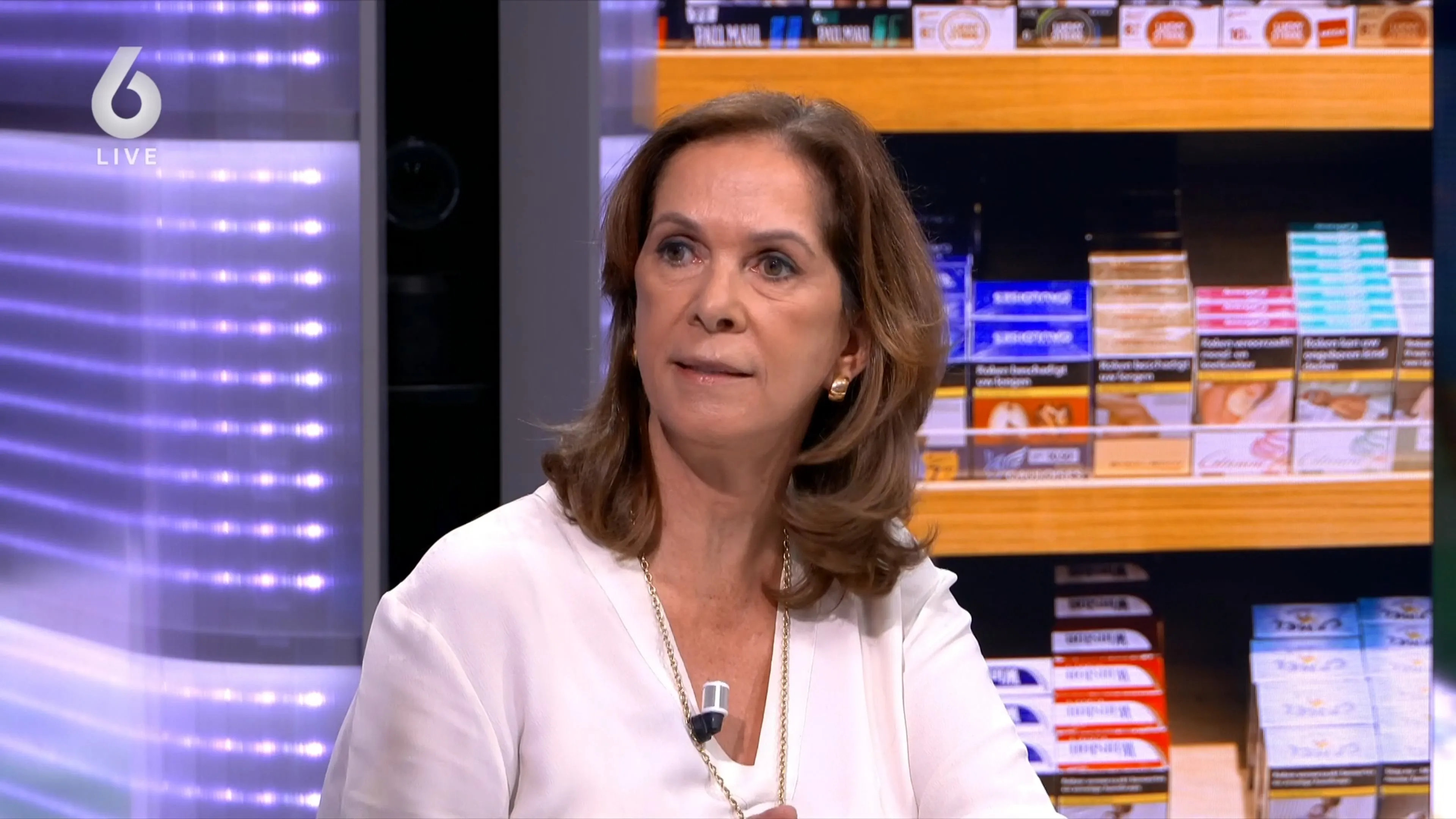 Annemarie van Gaal: 'Pas onze accijnzen en btw aan onze buurlanden aan'