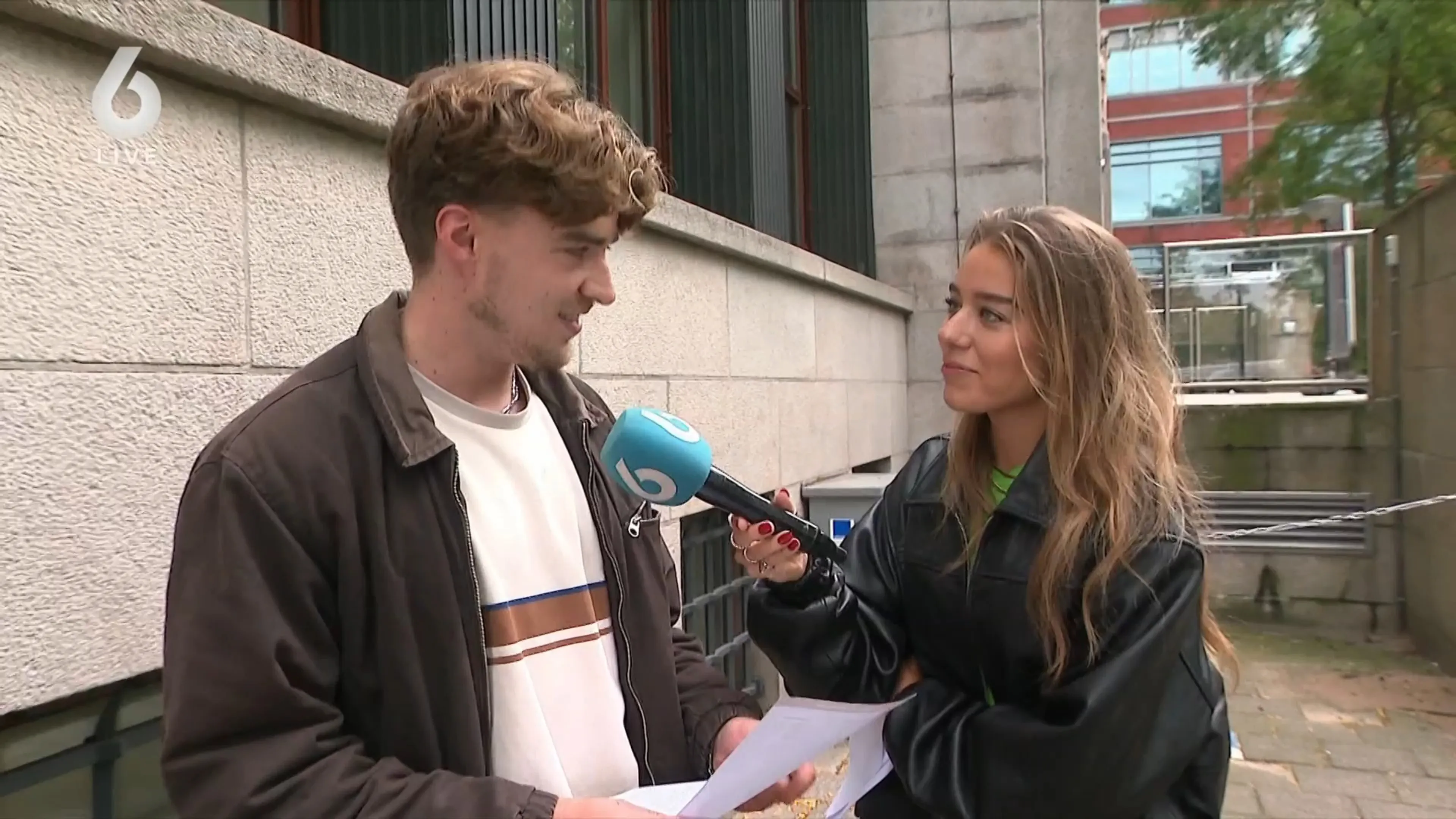 Kabinet komt met plan om de dienstplicht te veranderen, bent u bereid aan het front te verschijnen?