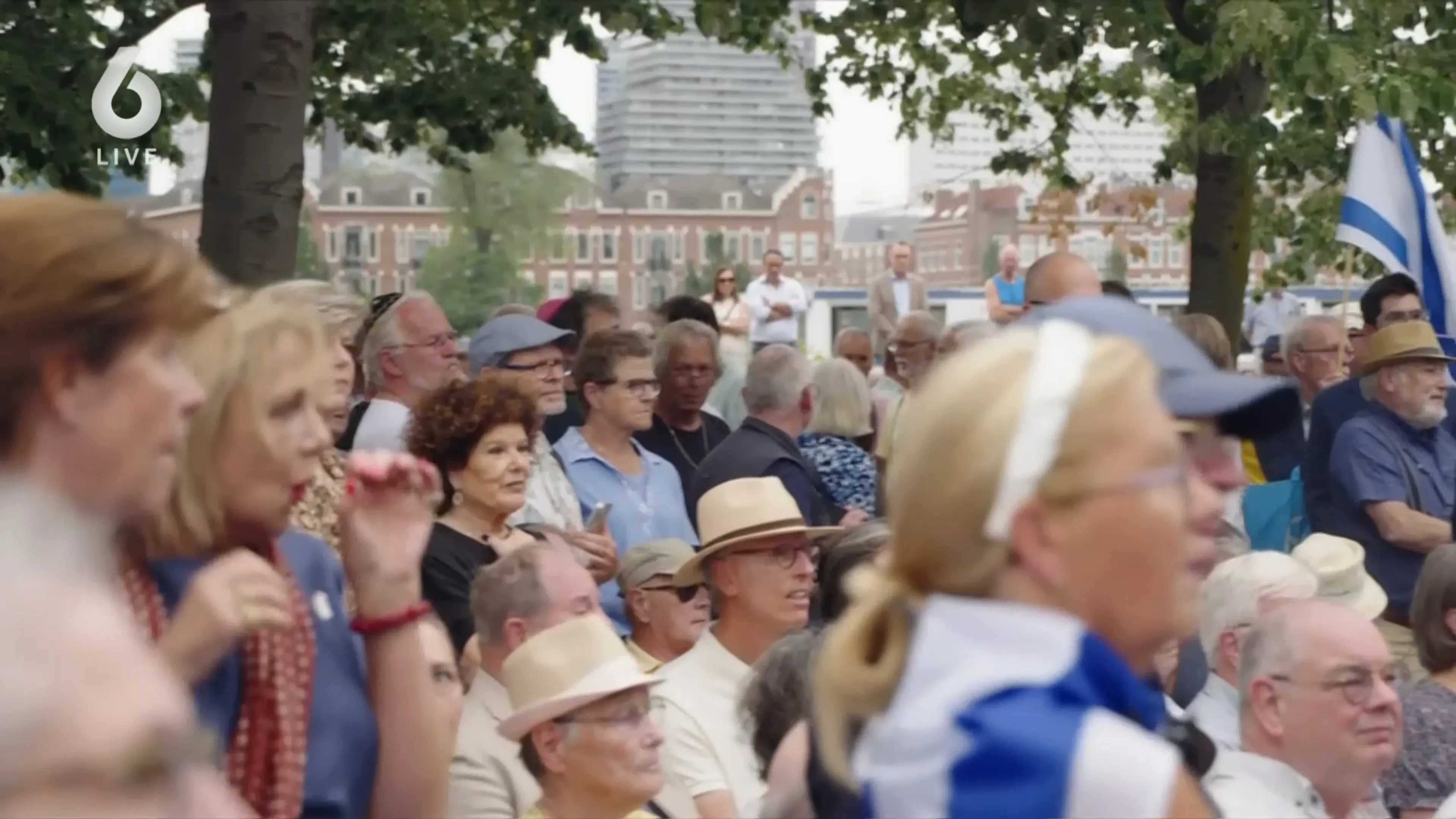 Is het herdenking of een protest?