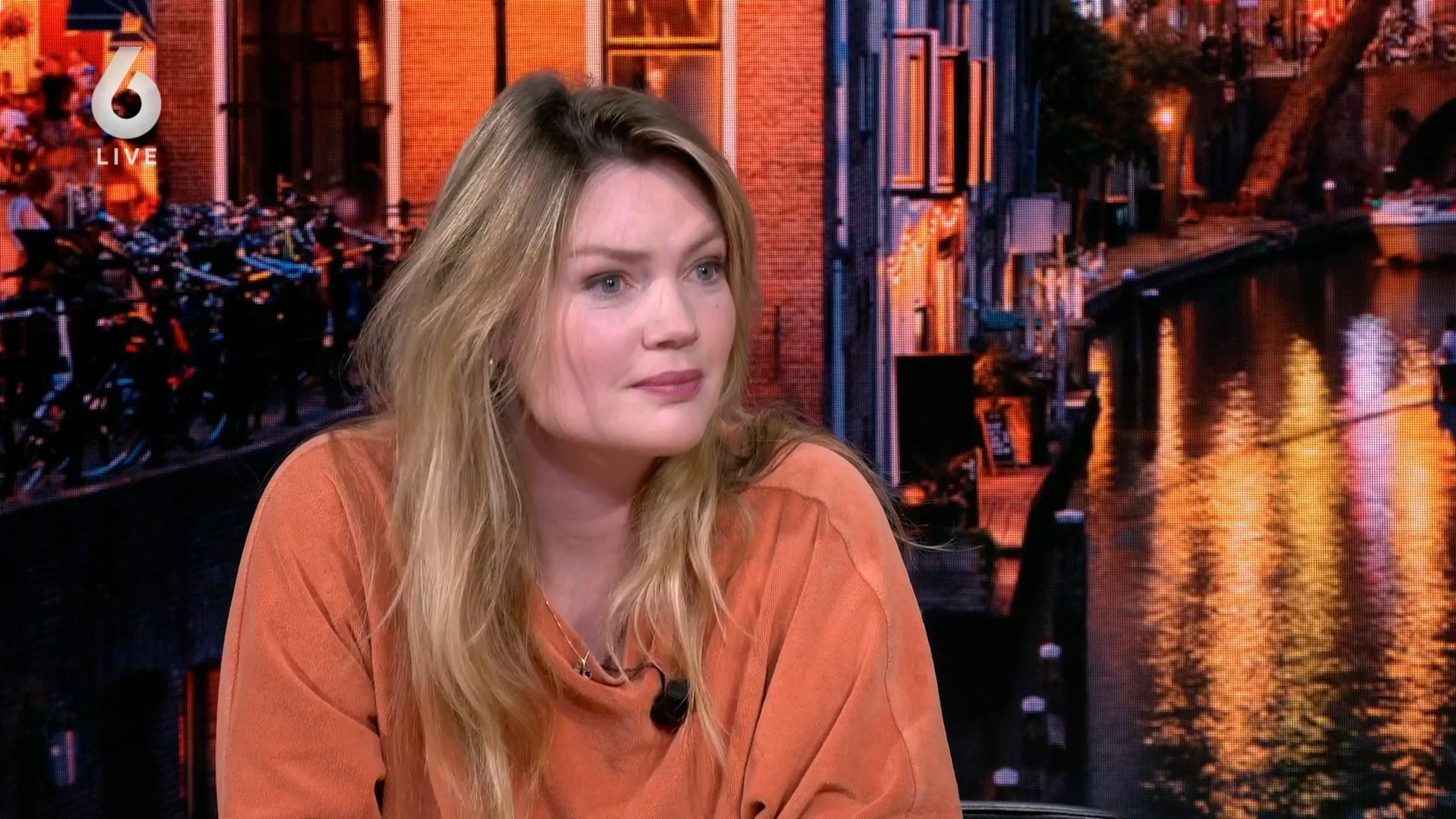 Vera (19) wordt elke uitgaansavond lastiggevallen: 'Hij ging alleen weg als ik hem mijn nummer gaf'