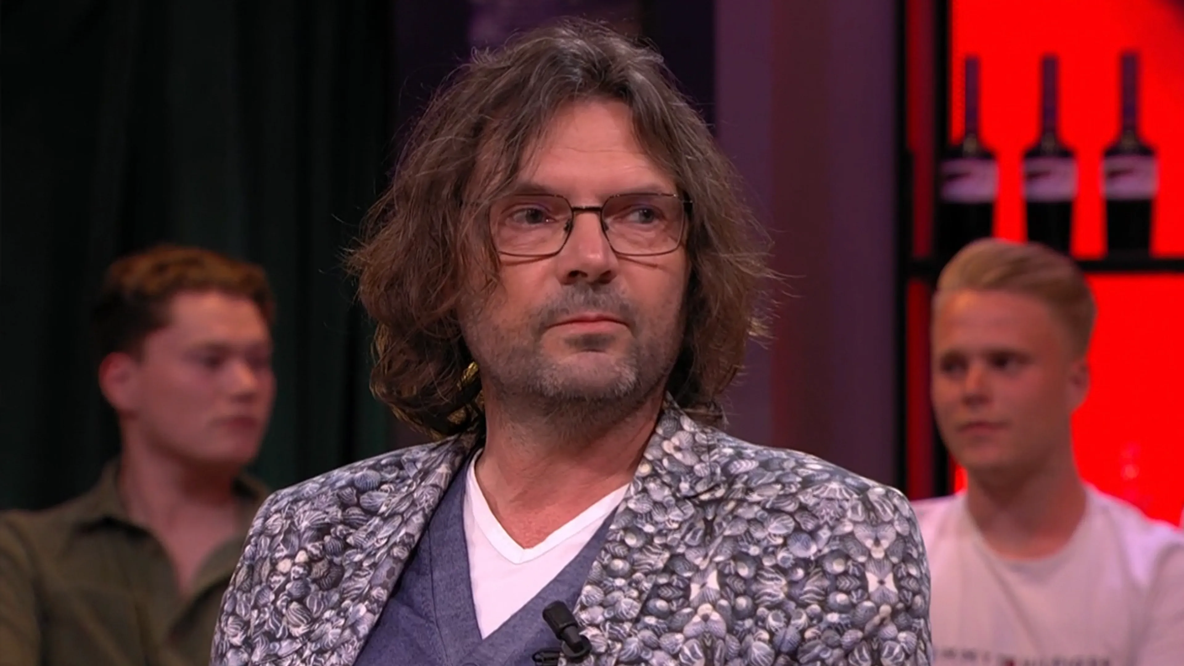 Job Knoester fileert bargast live in VI: 'Praat als TBS'er'