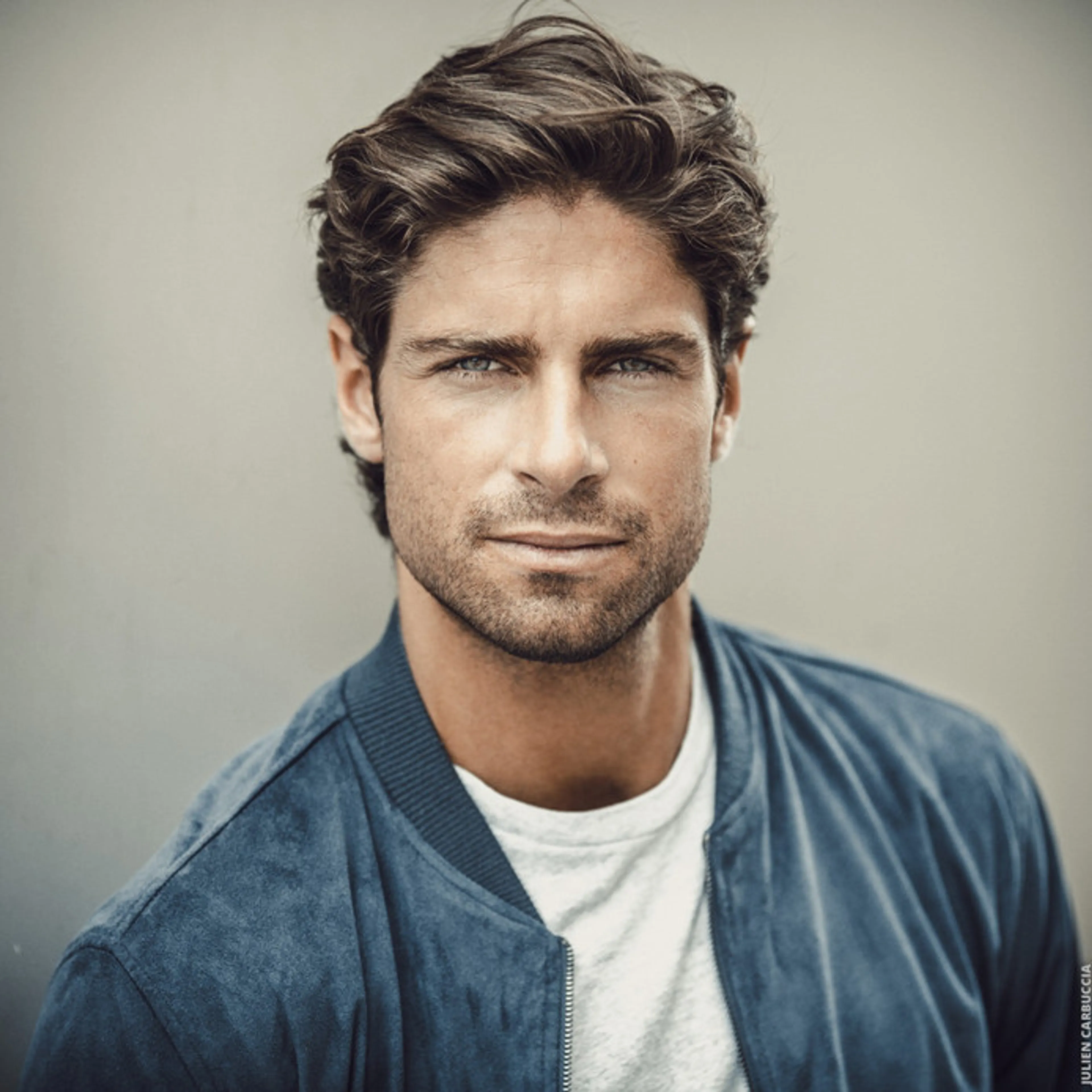 Franse songfestivalhunk Tom Leeb valt in de smaak bij BN'ers