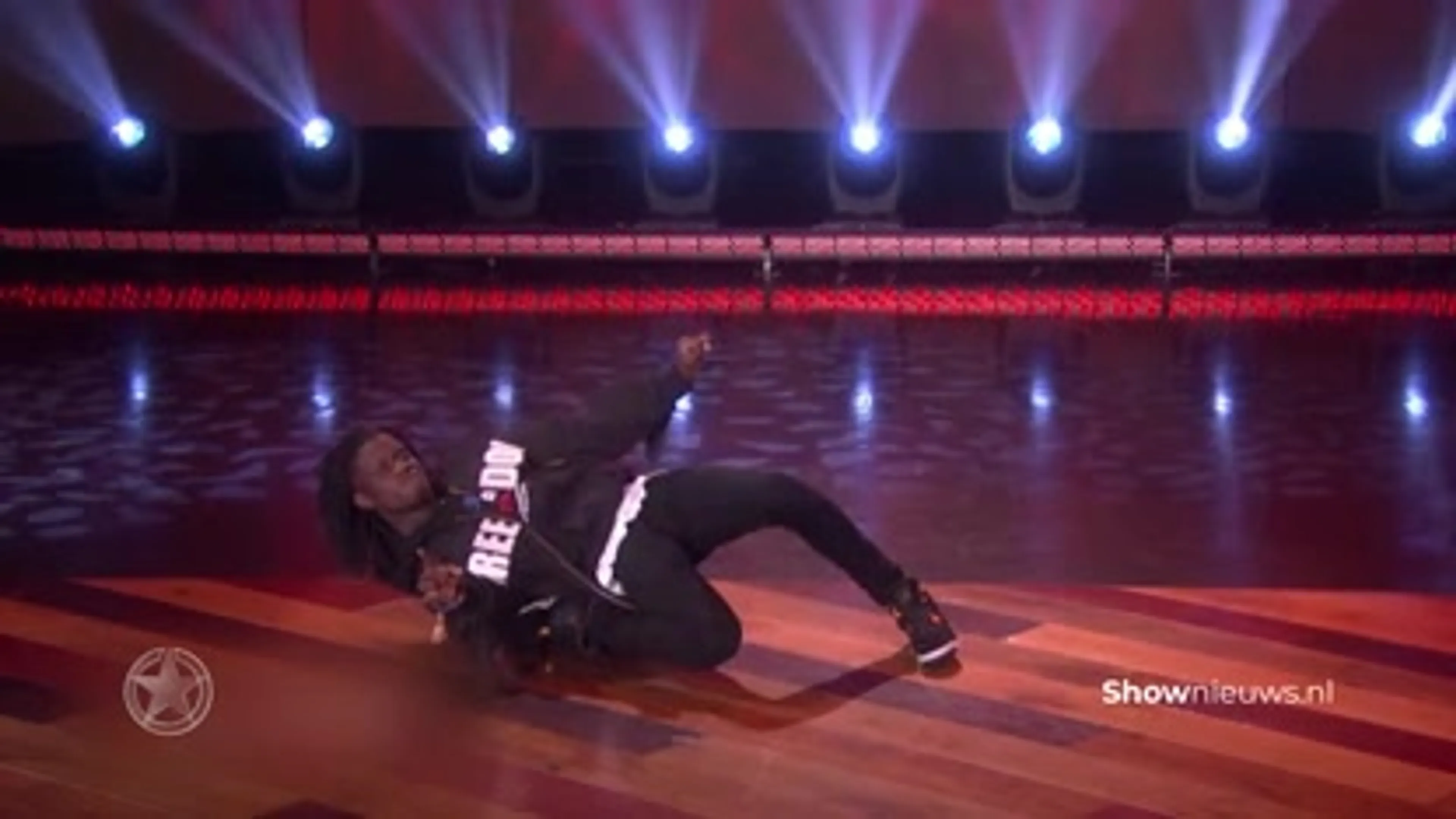 Dit moet je zien! Straatdanser uit Parijs blijkt mega-talent
