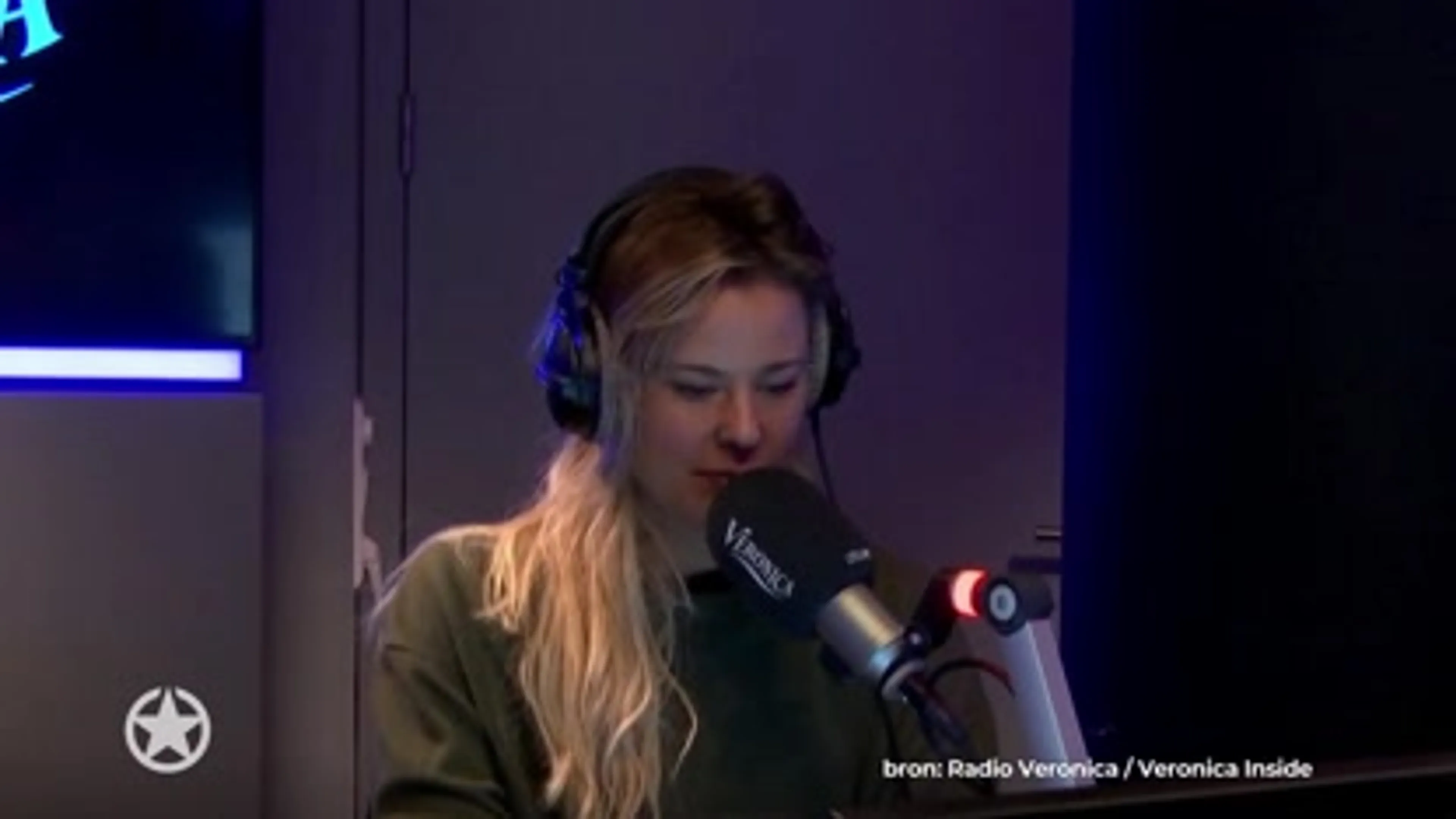 The Voice-ruzie Anouk en Lil Kleine compleet geëscaleerd!