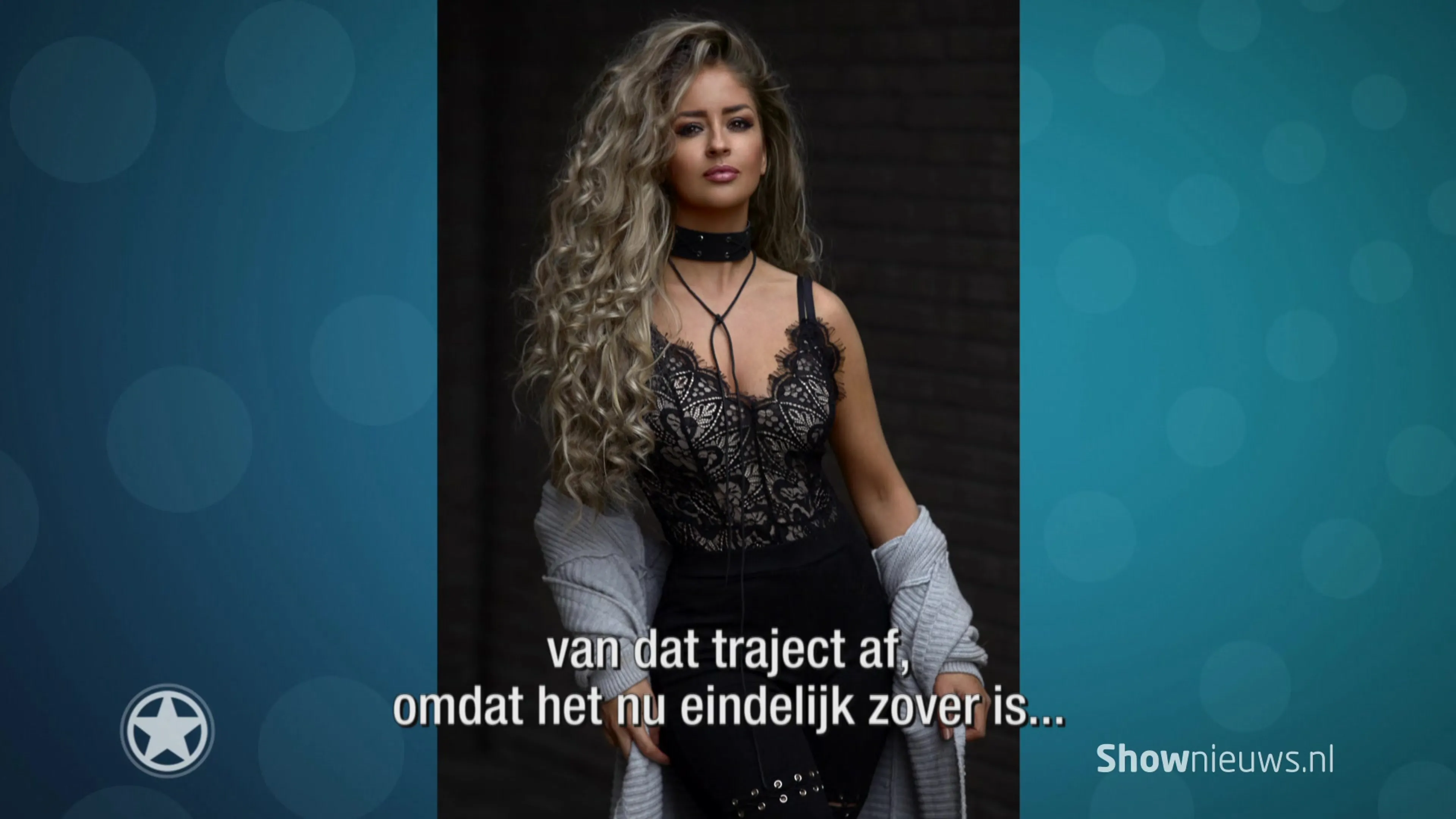 Zangeres Marlous in verwachting van tweeling
