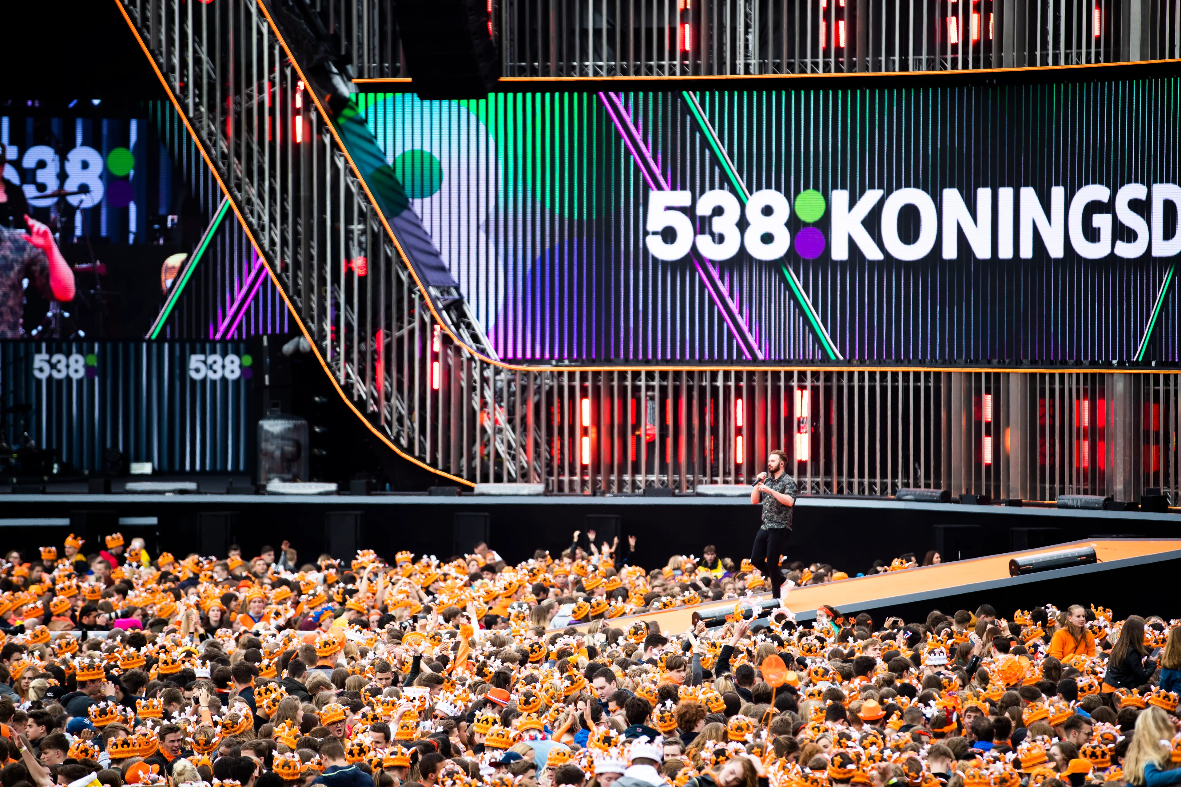 Nielson en Tabitha doen mee met 538 Koningsdag!