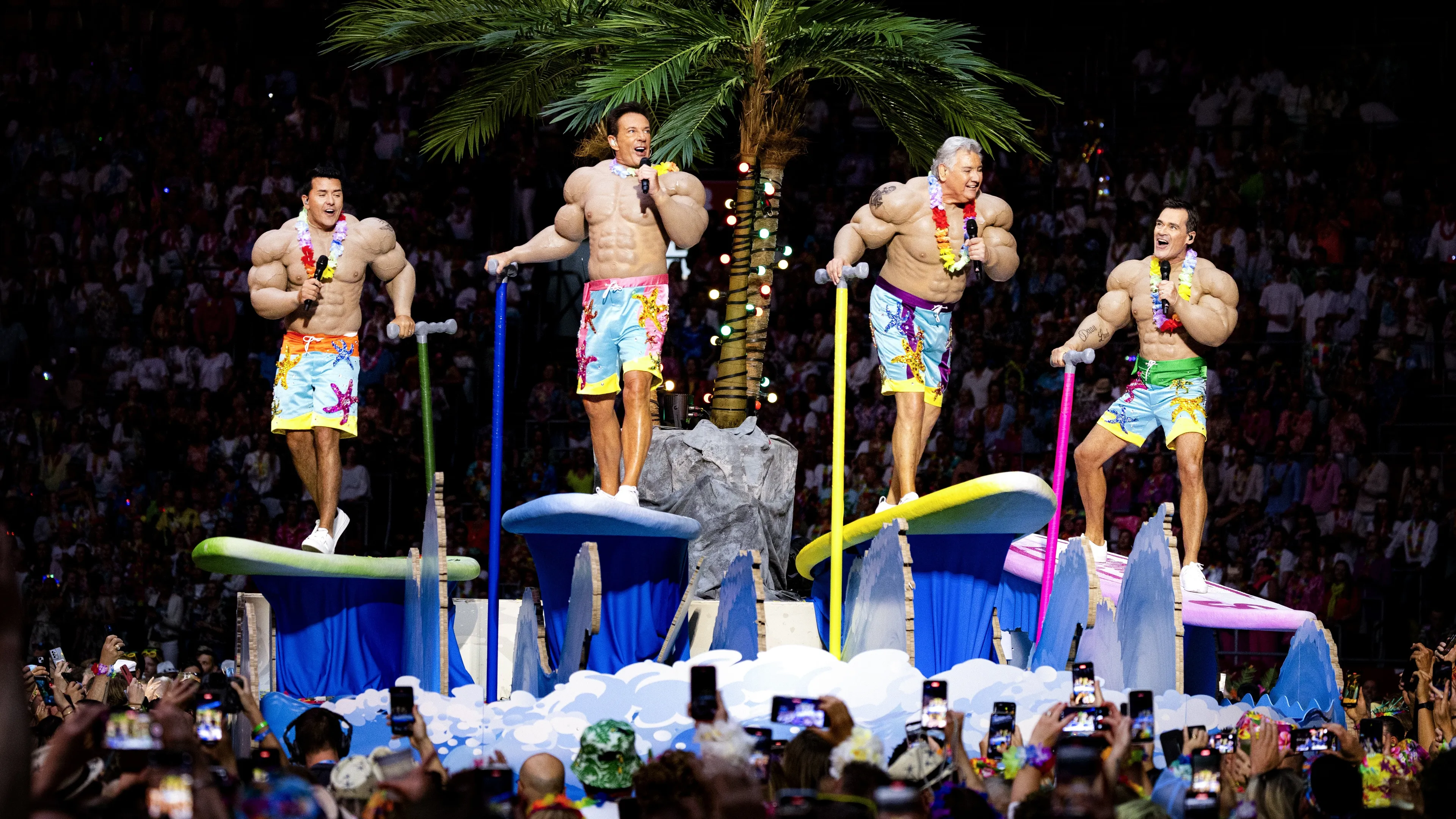 René Froger doet grootse bekendmaking over de Toppers