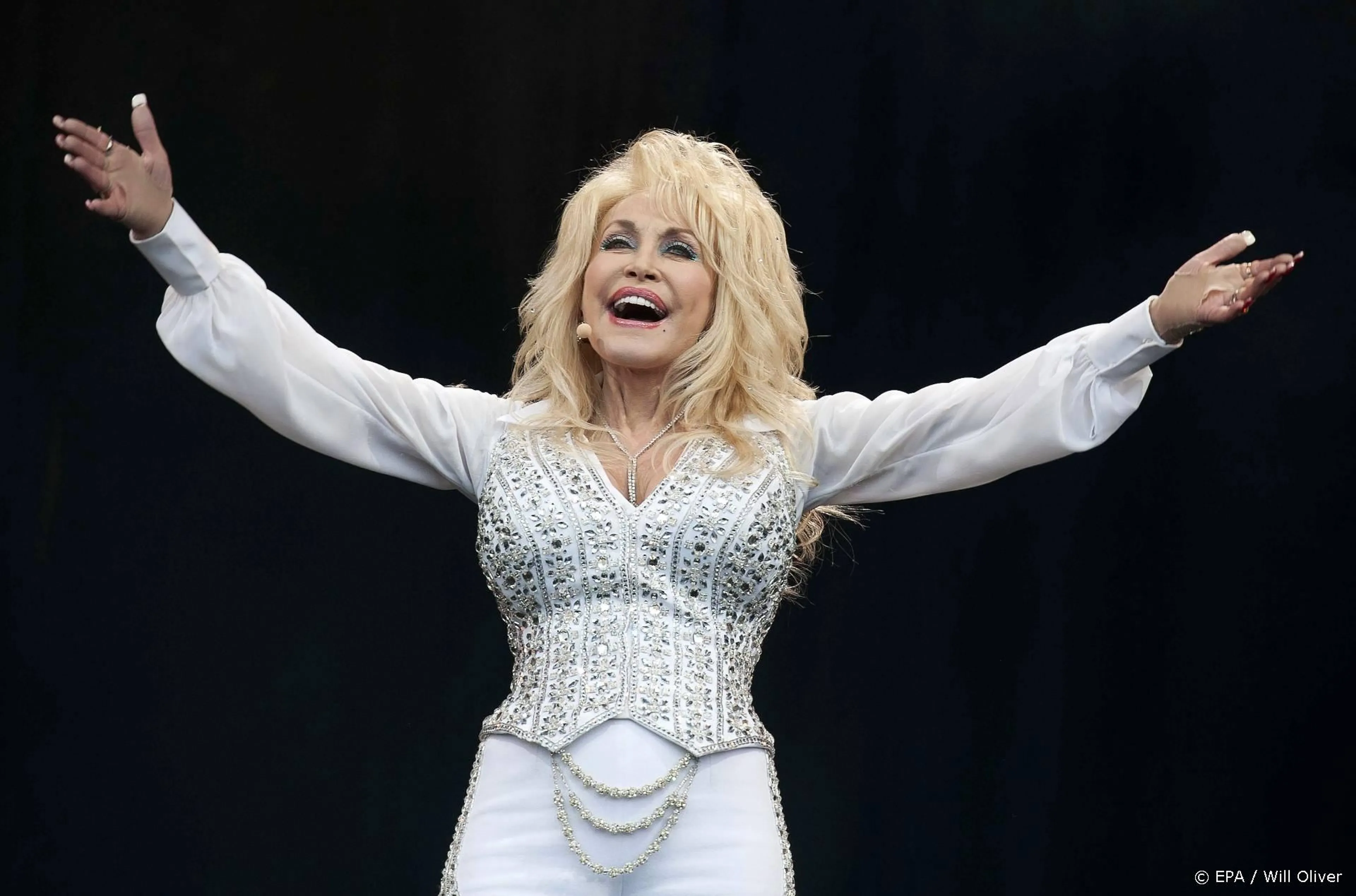 Dolly Parton wil in 2021 verjaardagstour geven