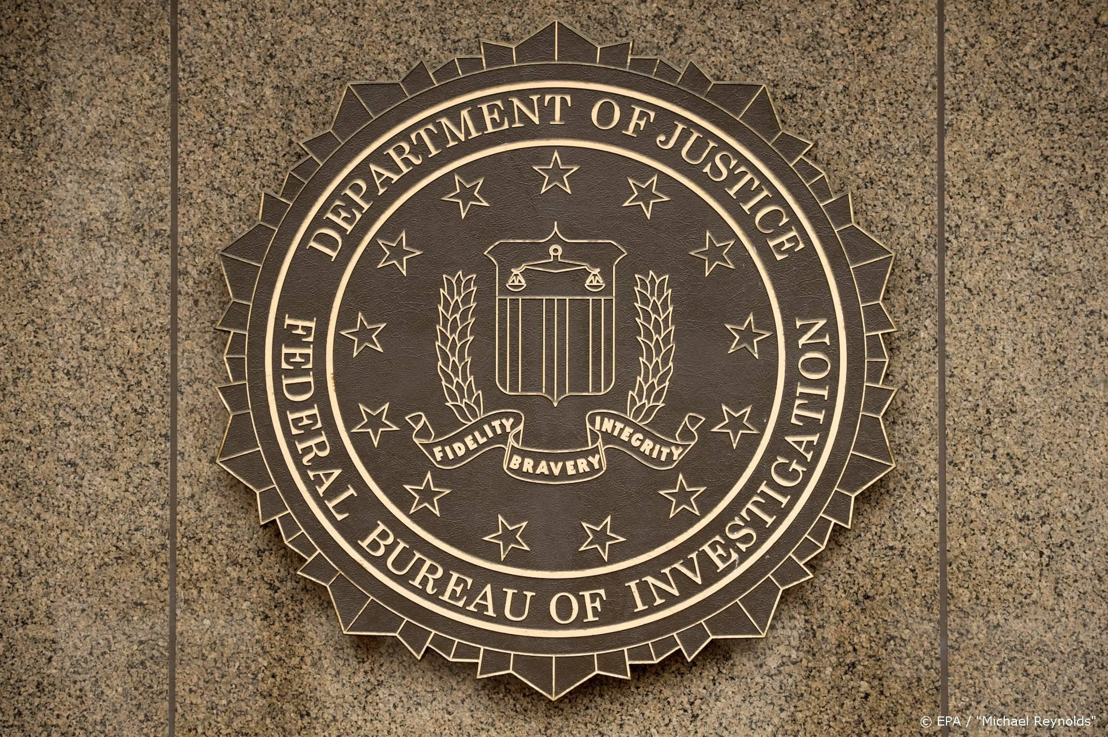FBI doet huiszoeking bij YouTube-ster Jake Paul
