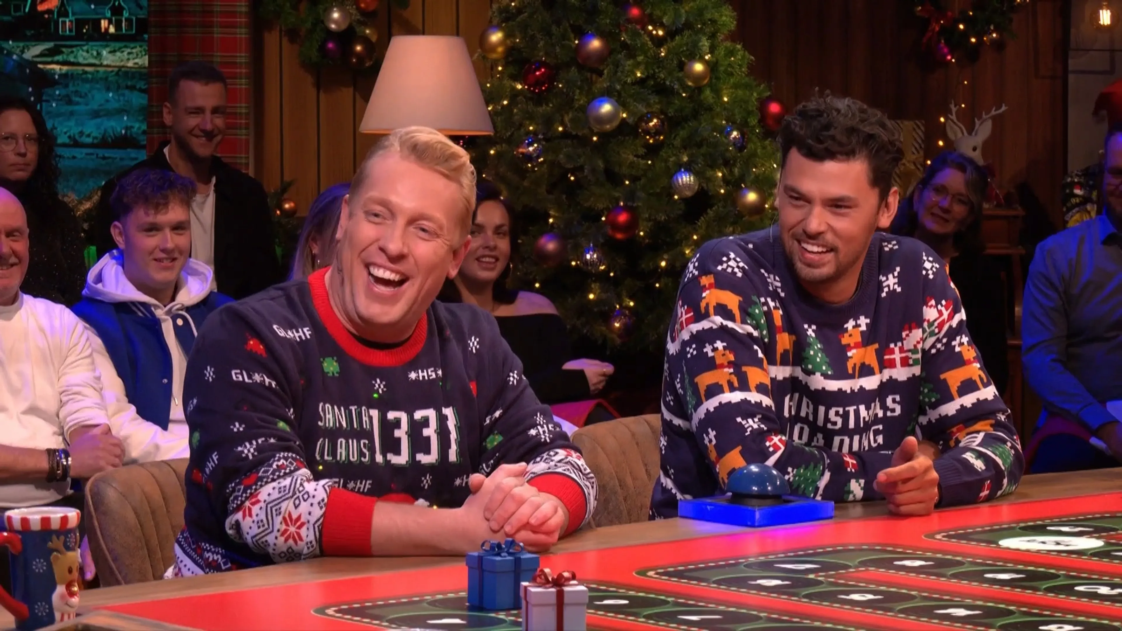 Billy Dans spreekt een aardig woordje Engels in de Top 4000 Muziekquiz (KIJK Radio 10)