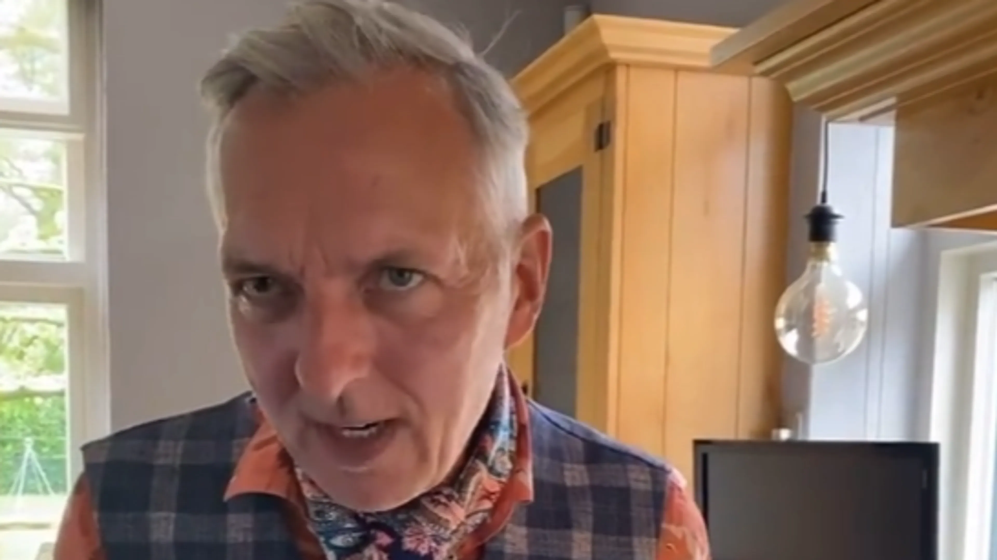 Martien Meiland helemaal klaar met hater