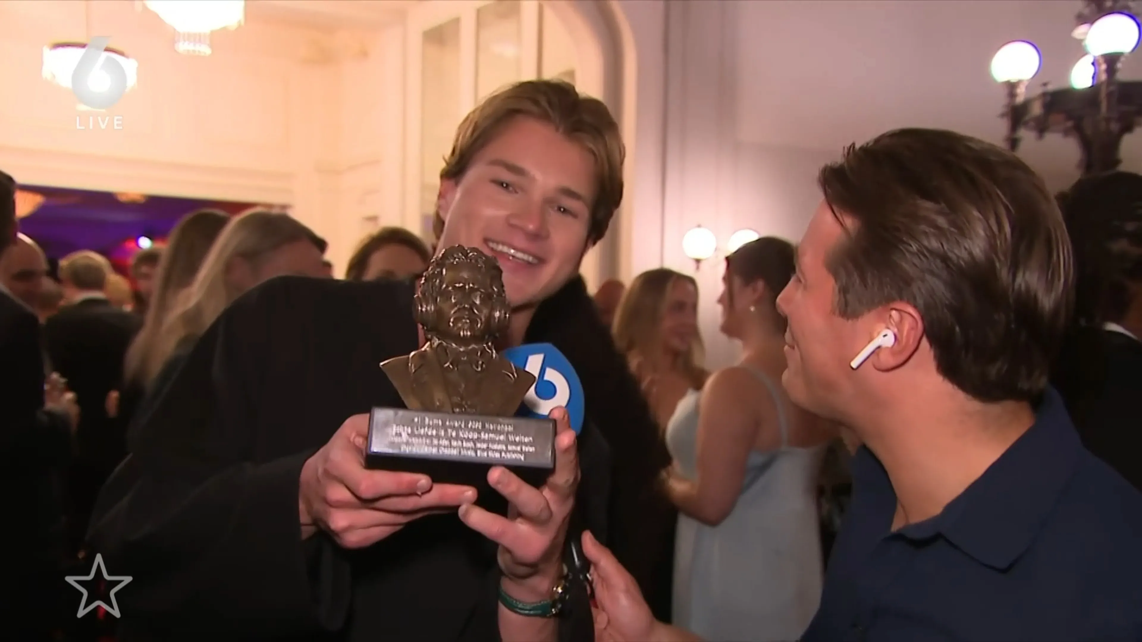 Buma Awards-winnaar Samuel Welten live in Shownieuws