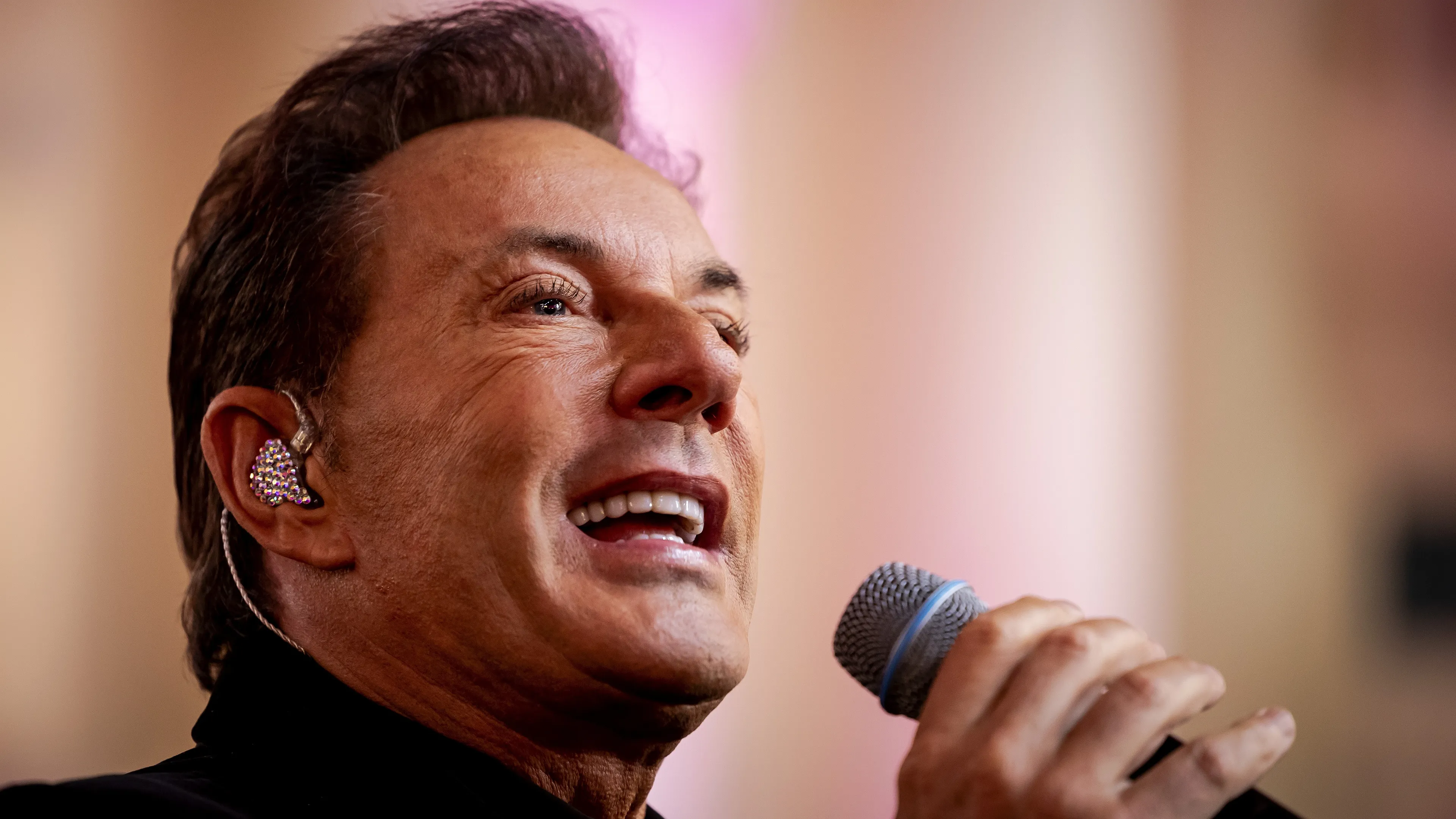 Gerard Joling: 'Mart Hoogkamer is welkom bij De Toppers'