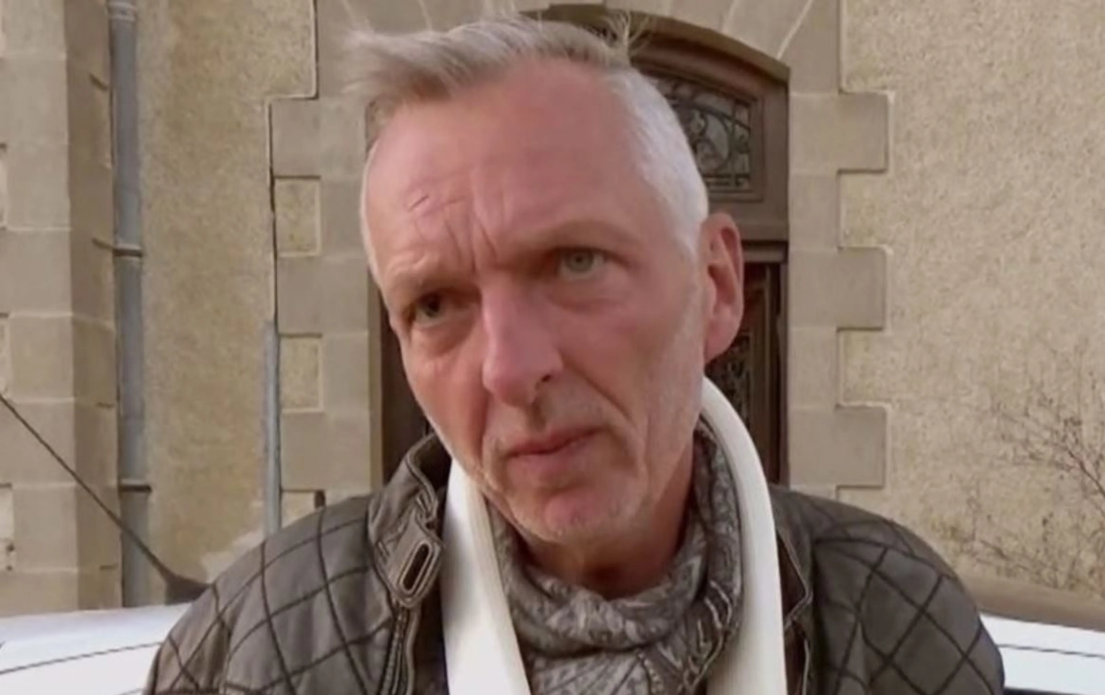 Worst van Martien Meiland te groot: 'Past niet!'