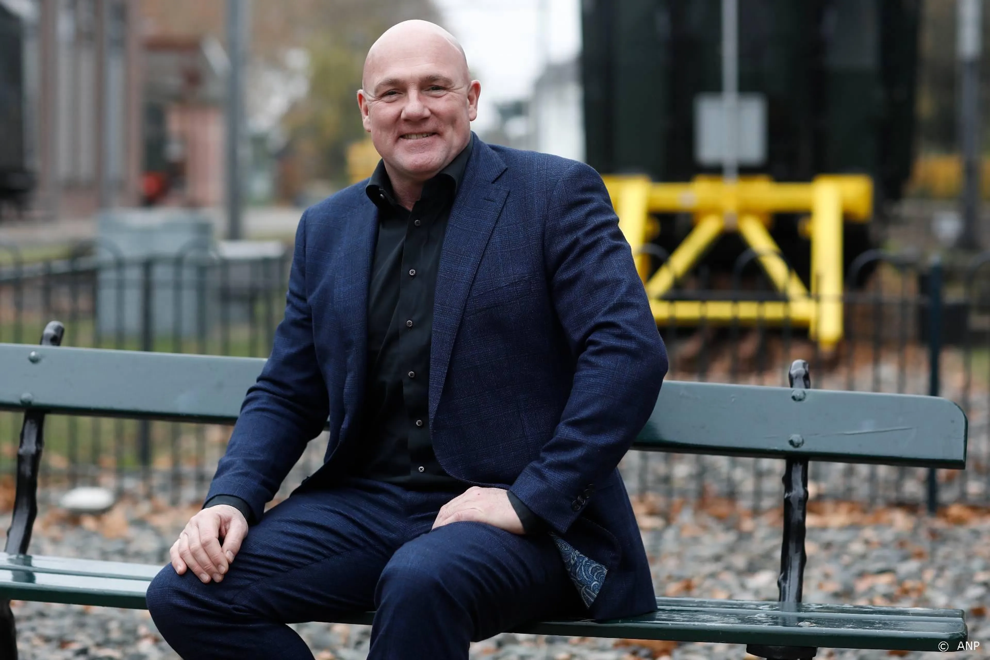 André Kuipers en Midas Dekkers in jubileumuitzending Nachtzuster
