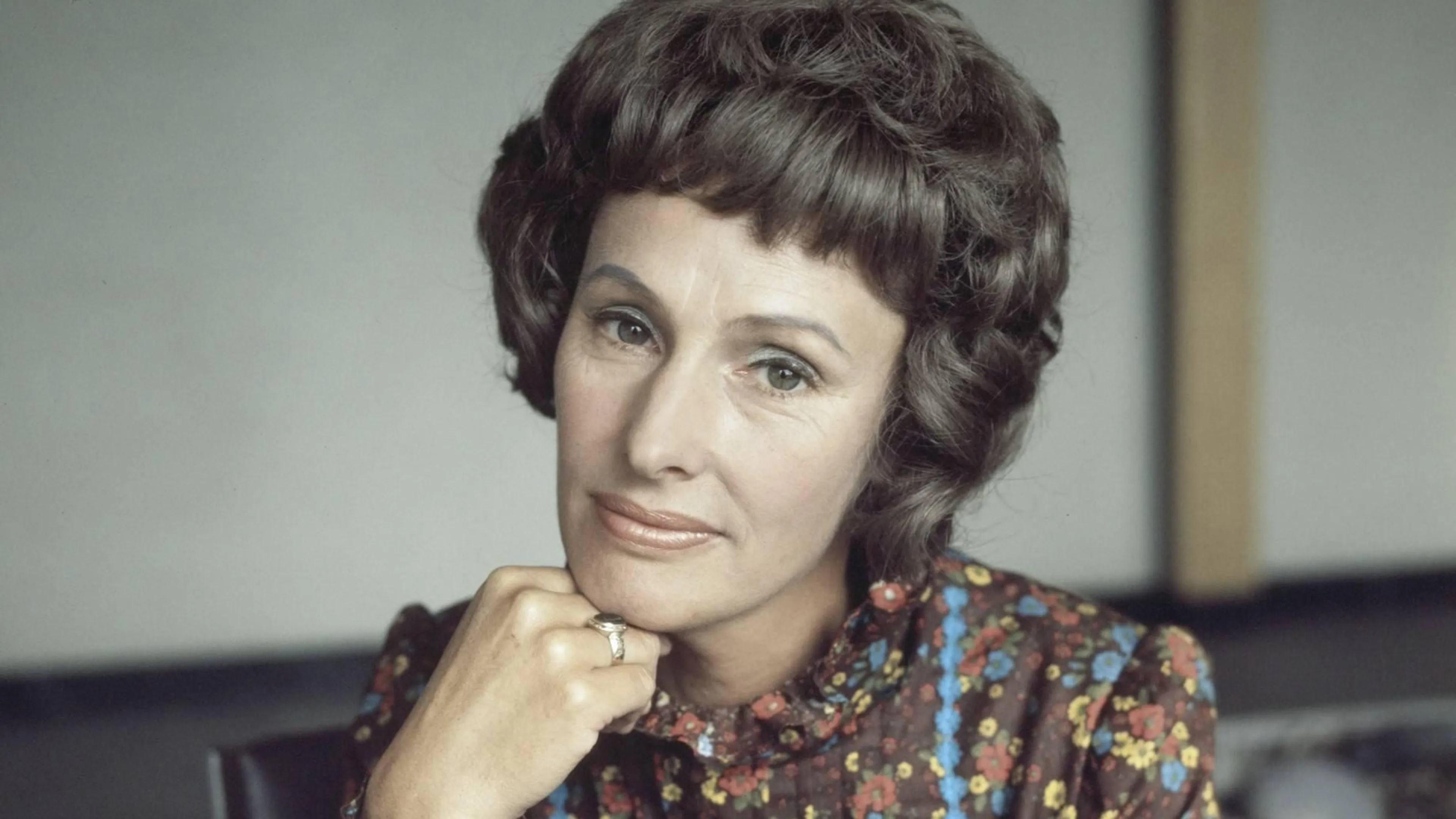 Eerste NCRV-televisieomroepster Tanja Koen (100) overleden: 'Groot verlies'