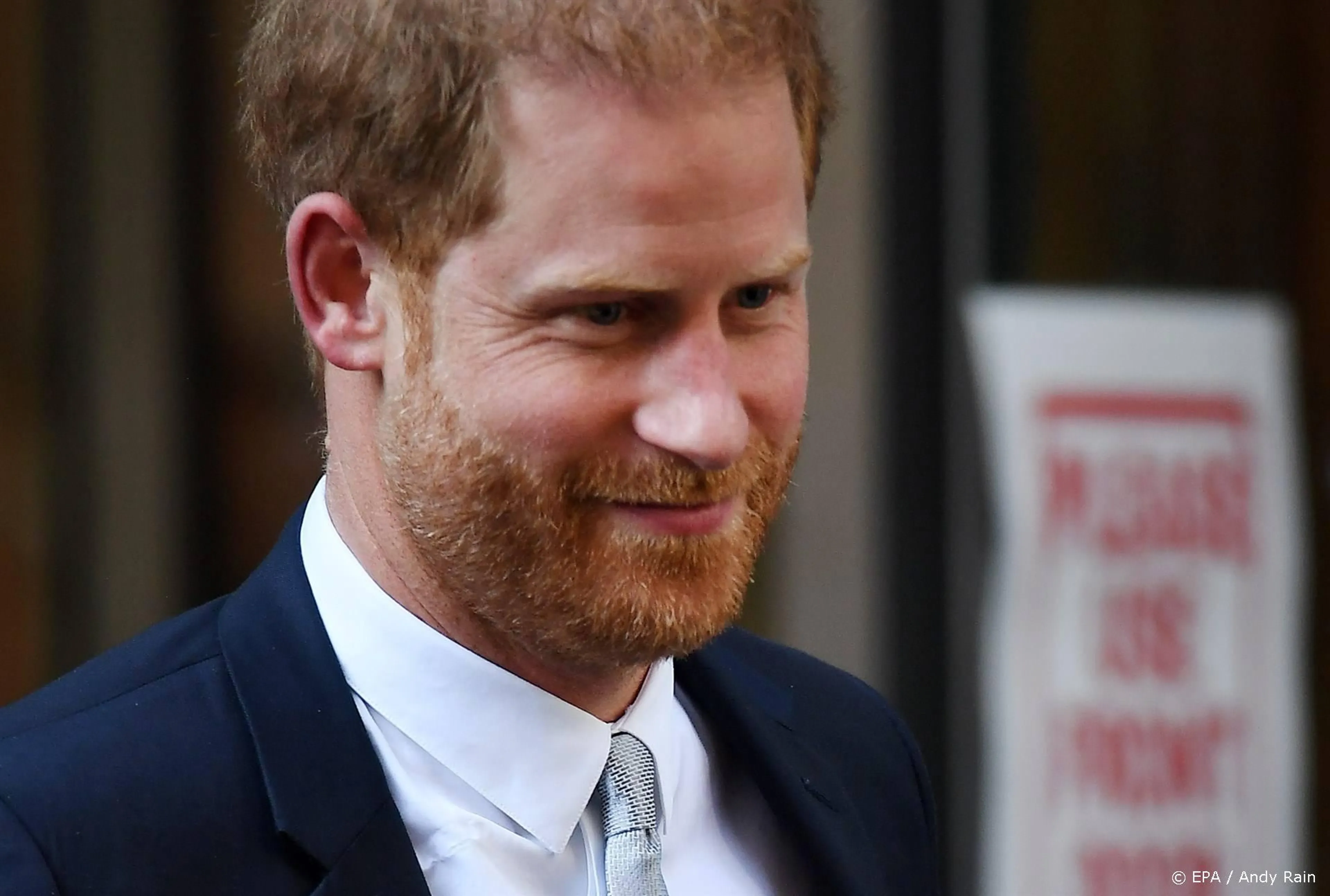 Harry eist tonnen schadevergoeding voor illegale telefoontaps