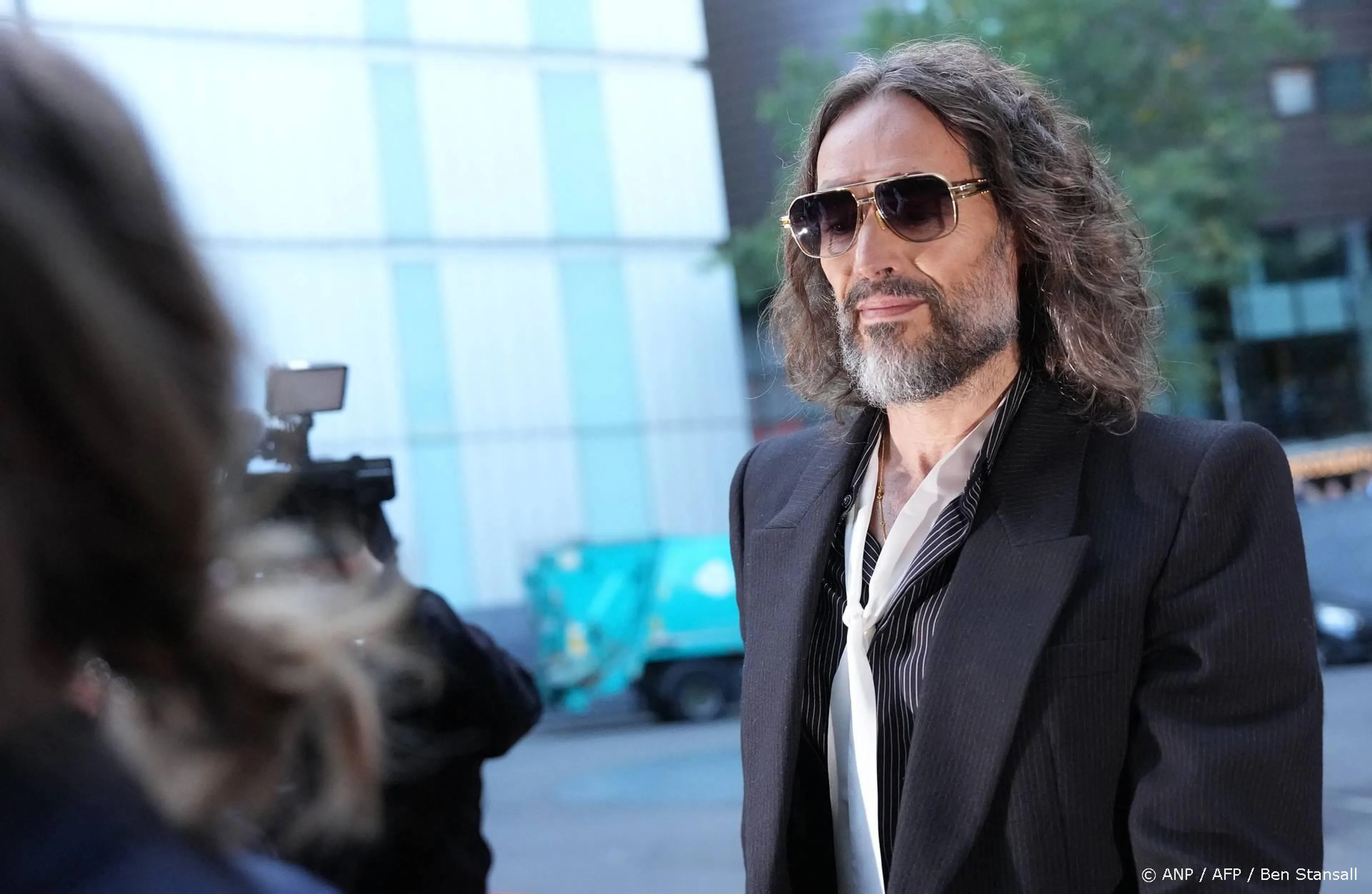 Schokkende nieuwe details: slachtoffer Russell Brand dacht dat ze zwanger was