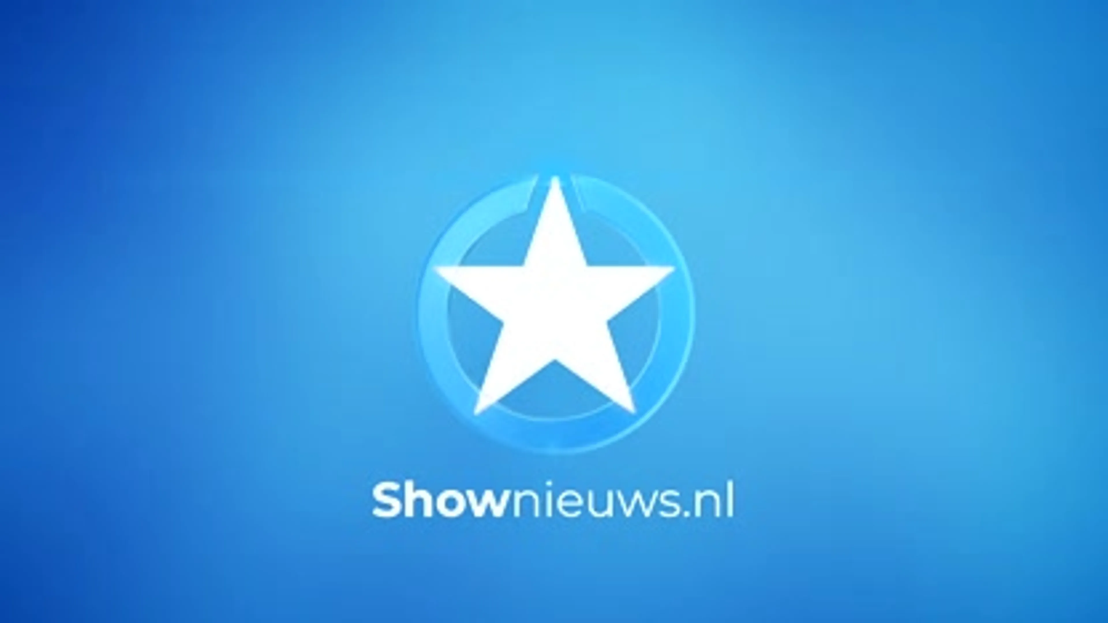 Vermoeide Jamai wandelt stevig door