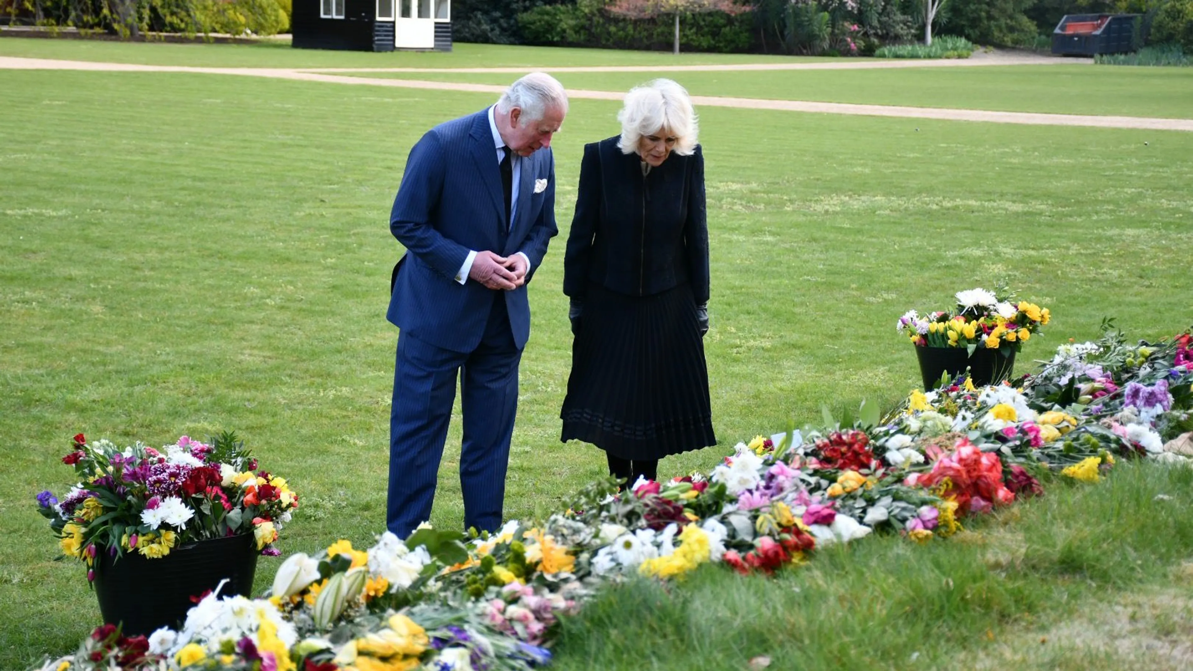 Buckingham Palace deelt filmpje van prins Philip