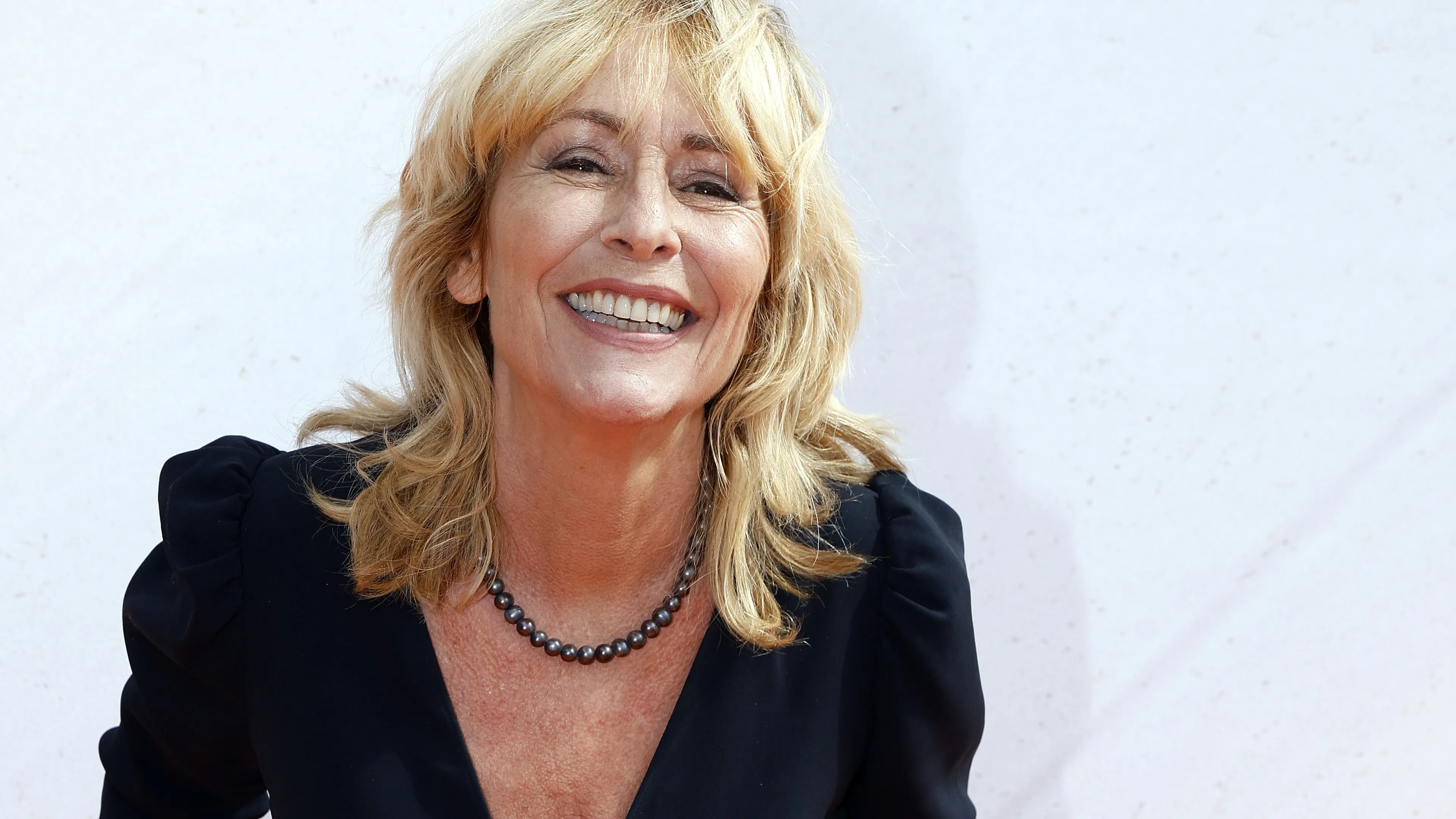 Dít draagt Angela Groothuizen naar haar 'pikante dates'