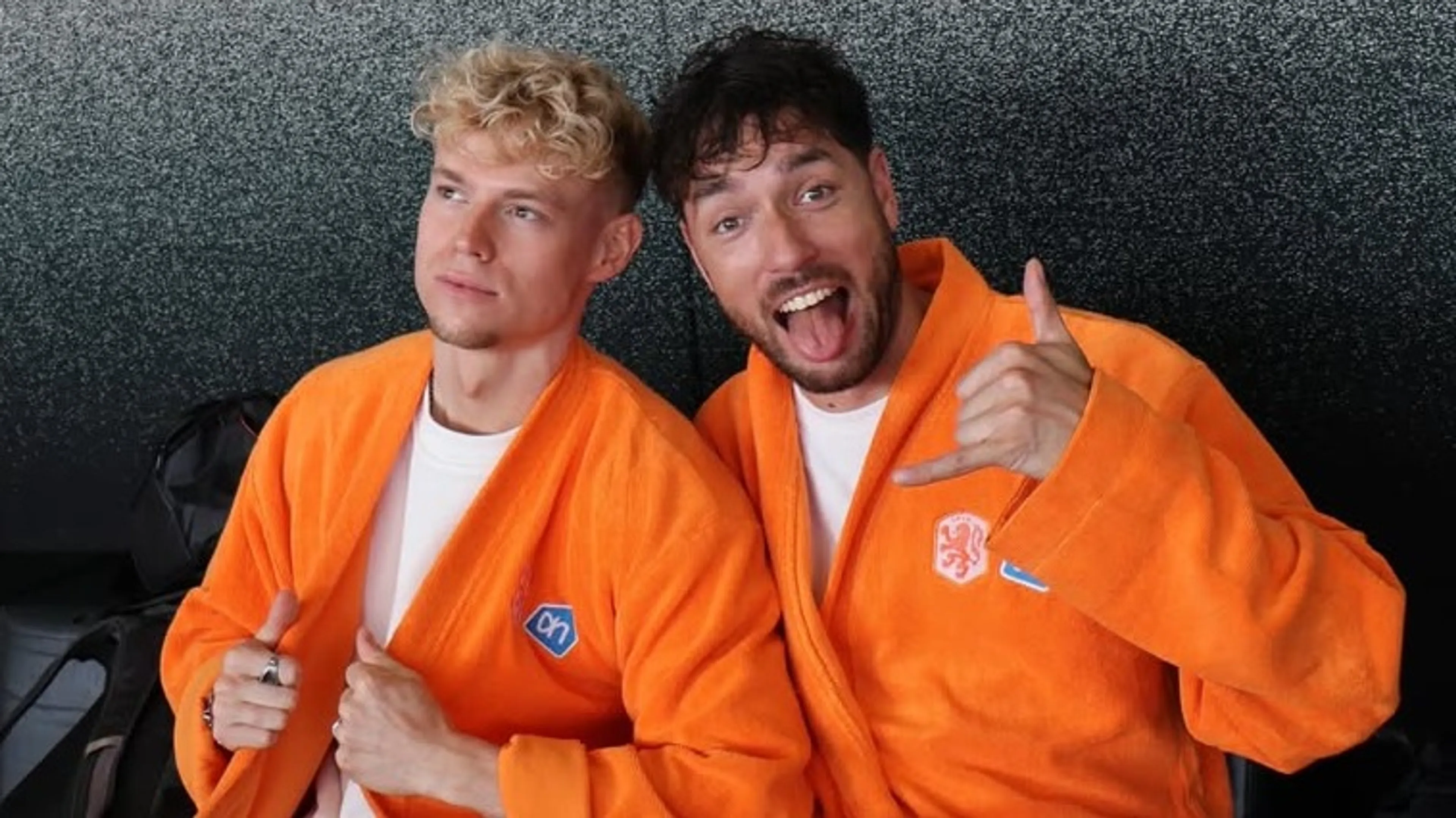 De Bondgenoten-Floris en Thomas over Oranjemars in Houston: 'Eén chaotische bende'