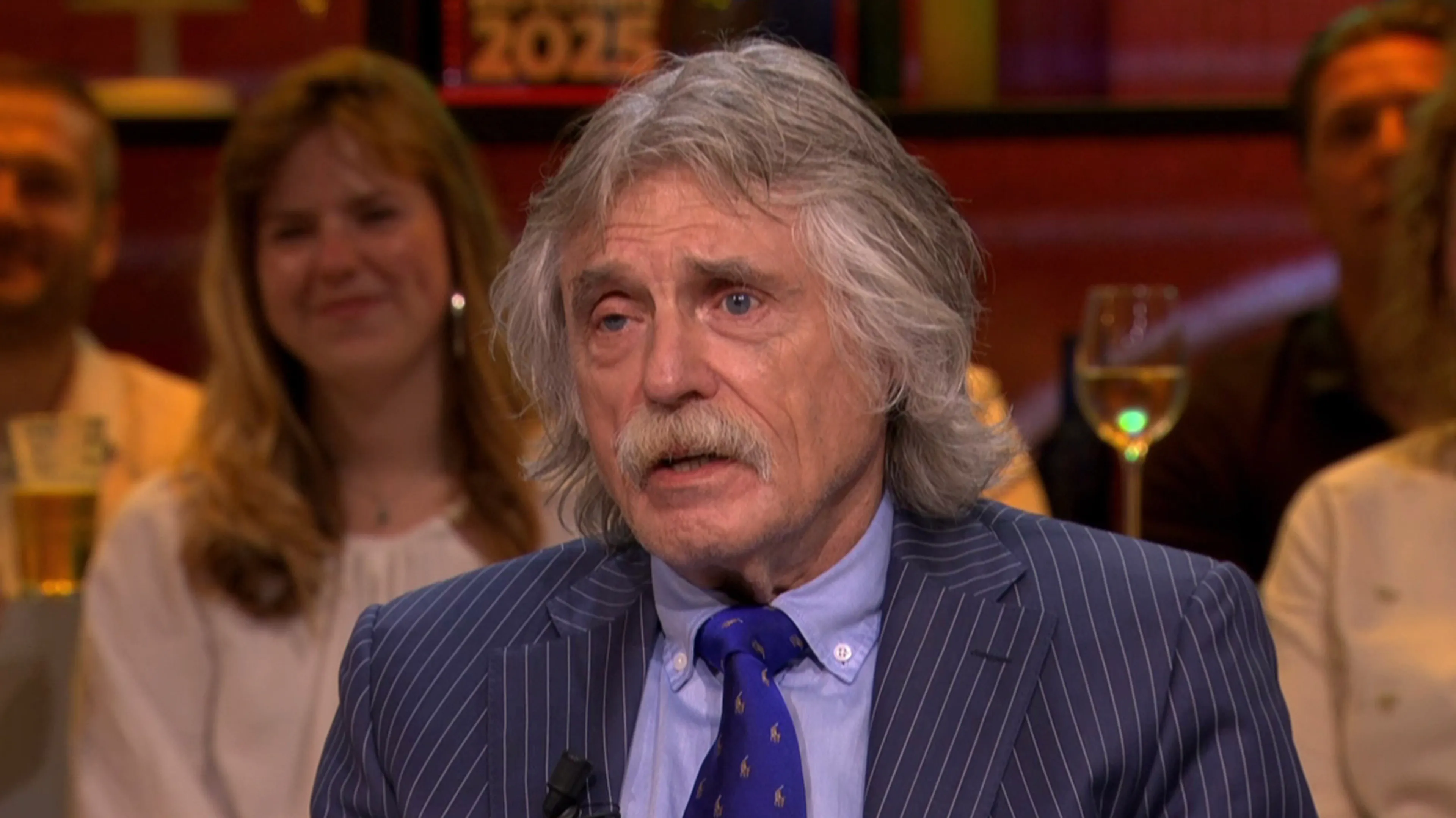 Johan Derksen 'tussen de vijftien en twintig keer per dag' gebeld door één persoon