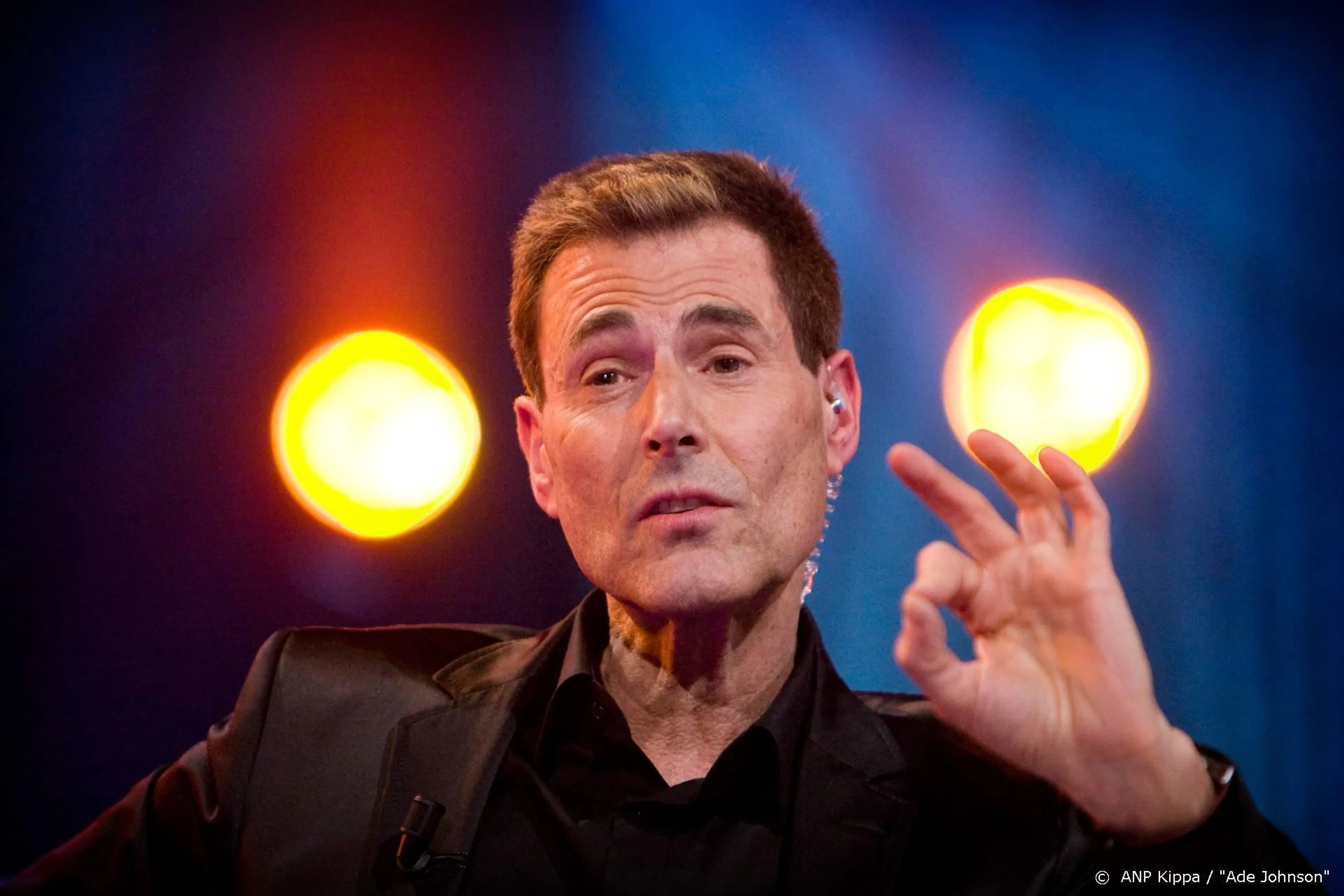 Lepelbuiger Uri Geller laat weer van zich horen!