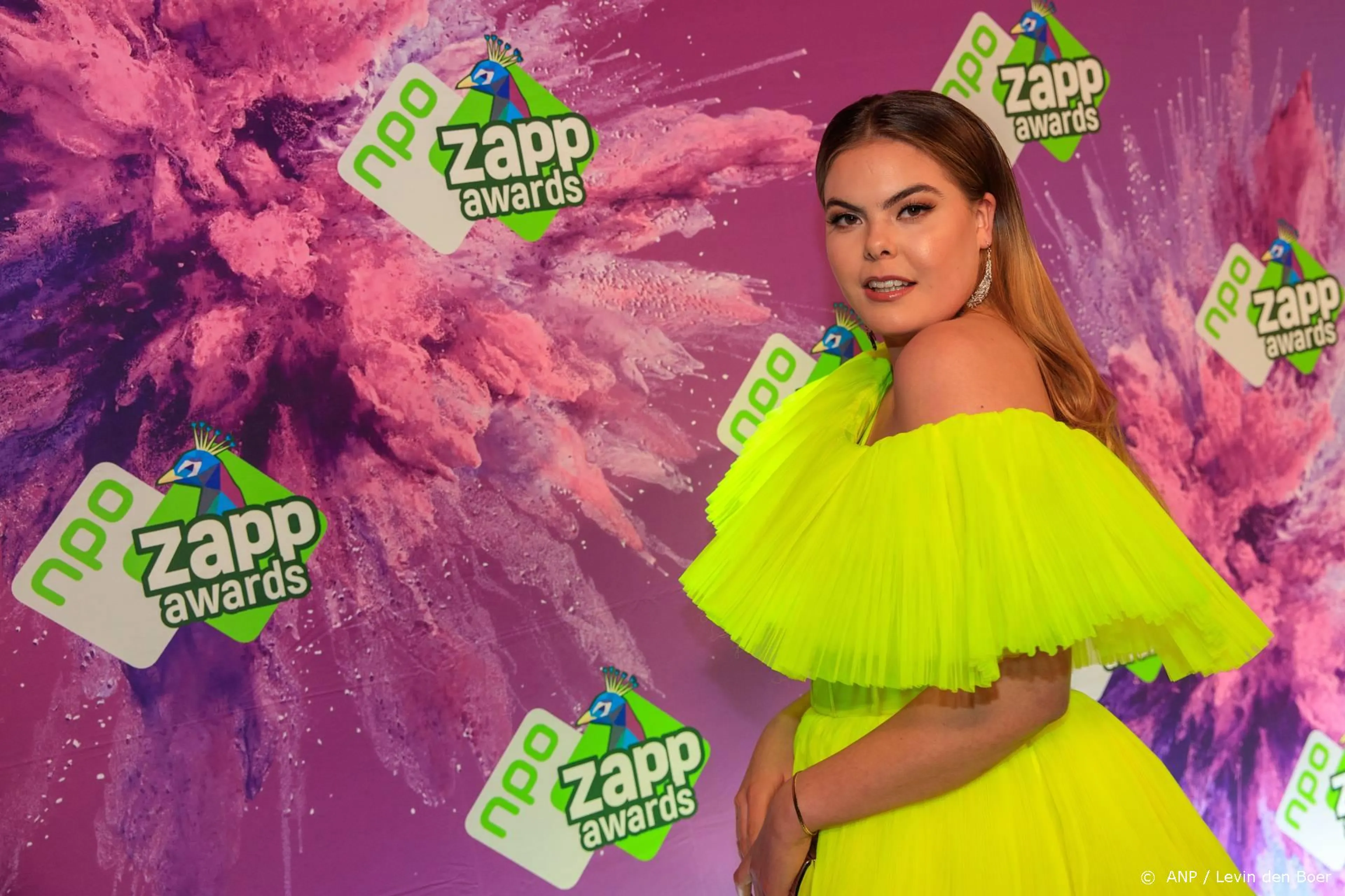 Eloise voelt zich vereerd dat ze Zapp Award mocht uitreiken