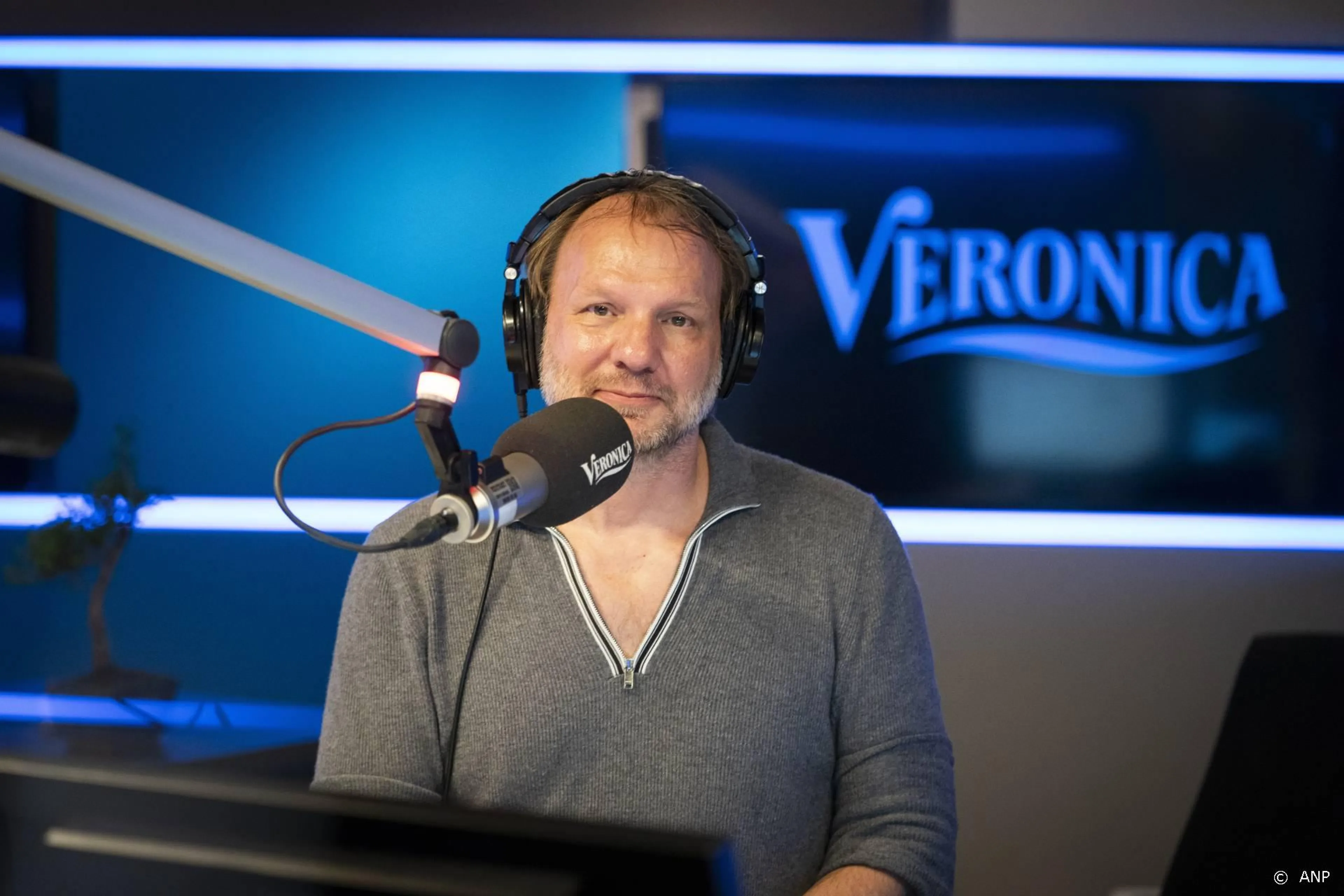 Rob Stenders weer terug op de radio na coronabesmetting